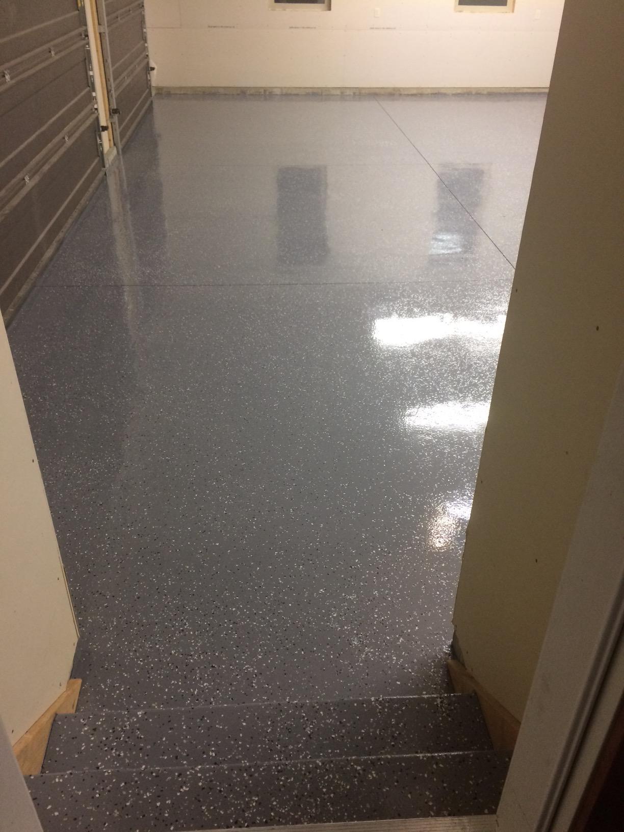 Epoxy Floor Kit – Good Full Kit – Black Base with Domino Blend Flake – Covers 500 sq. ft. at 9.7 mils Thickness – Ideal for Garage, Basement, Concrete Floors, and More customer photo 2
