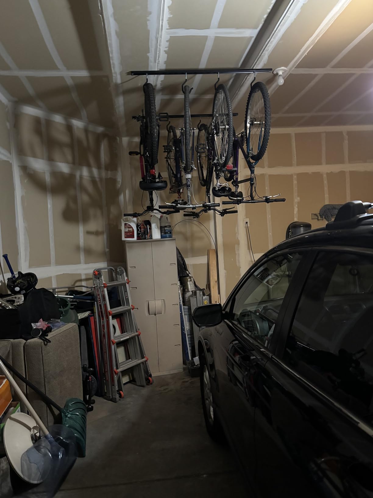 EVERHANGER Ceiling Bike Storage Rack for Garage, Indoor Bike Storage Hanger customer photo 1