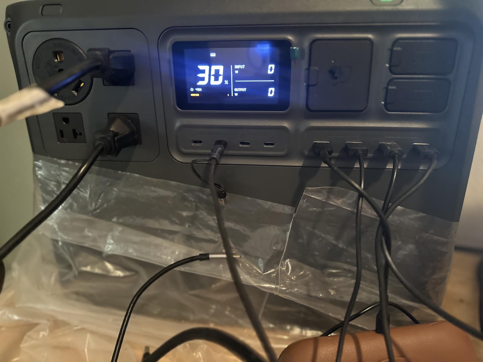 DJI Power 2000 Portable Power Station, 2048Wh LFP Battery customer photo 2