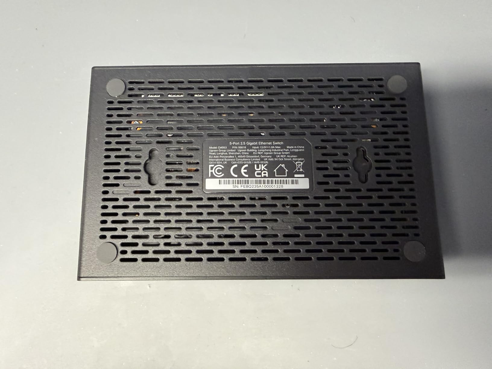 UGREEN 2.5Gb Switch, 5-Port Ethernet Switch, 5 x 2.5Gb Uplink, Plug & Play customer photo 1