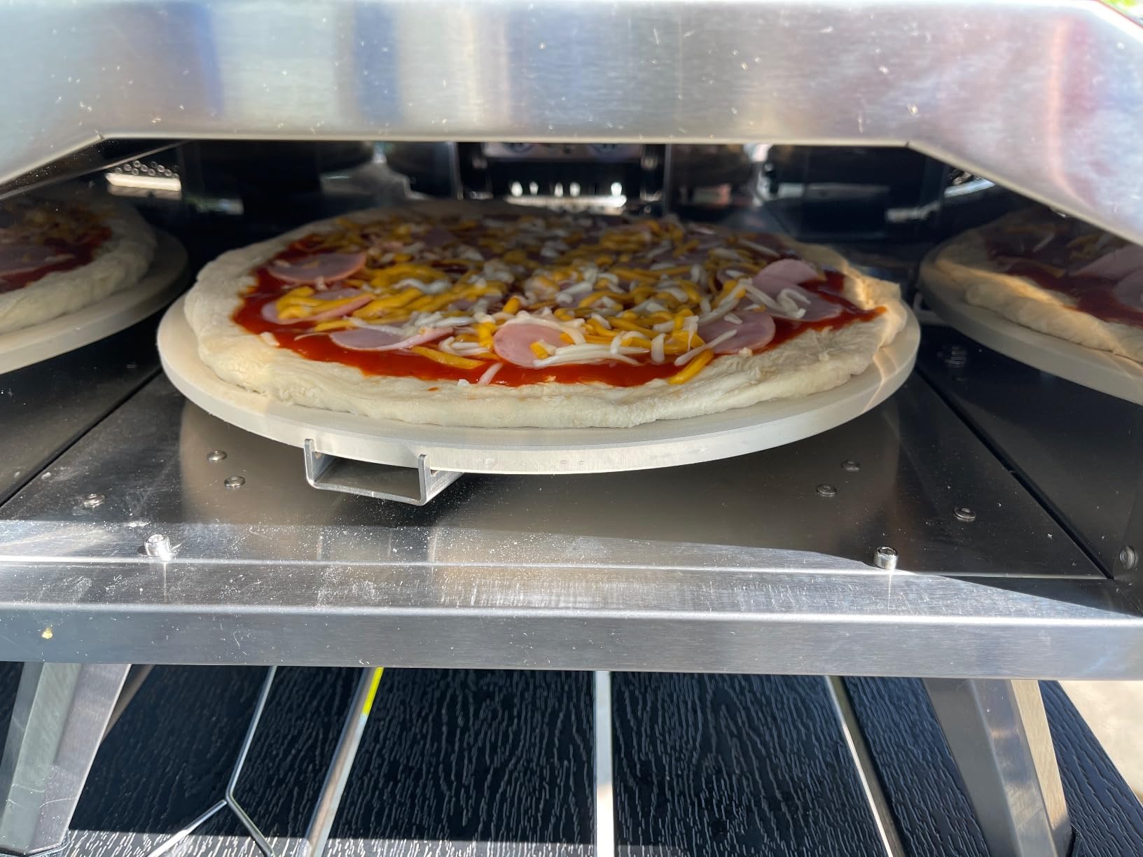 VEVOR Dual Fuel Pizza Oven Outdoor, 16 in Wood Fire & Propane Gas Pizza Oven, Portable Pellet & Propane Pizza-Maker with Thermometer, Large Multi Fuel Pizza Cook for Outside Camping & Backyard customer photo 1
