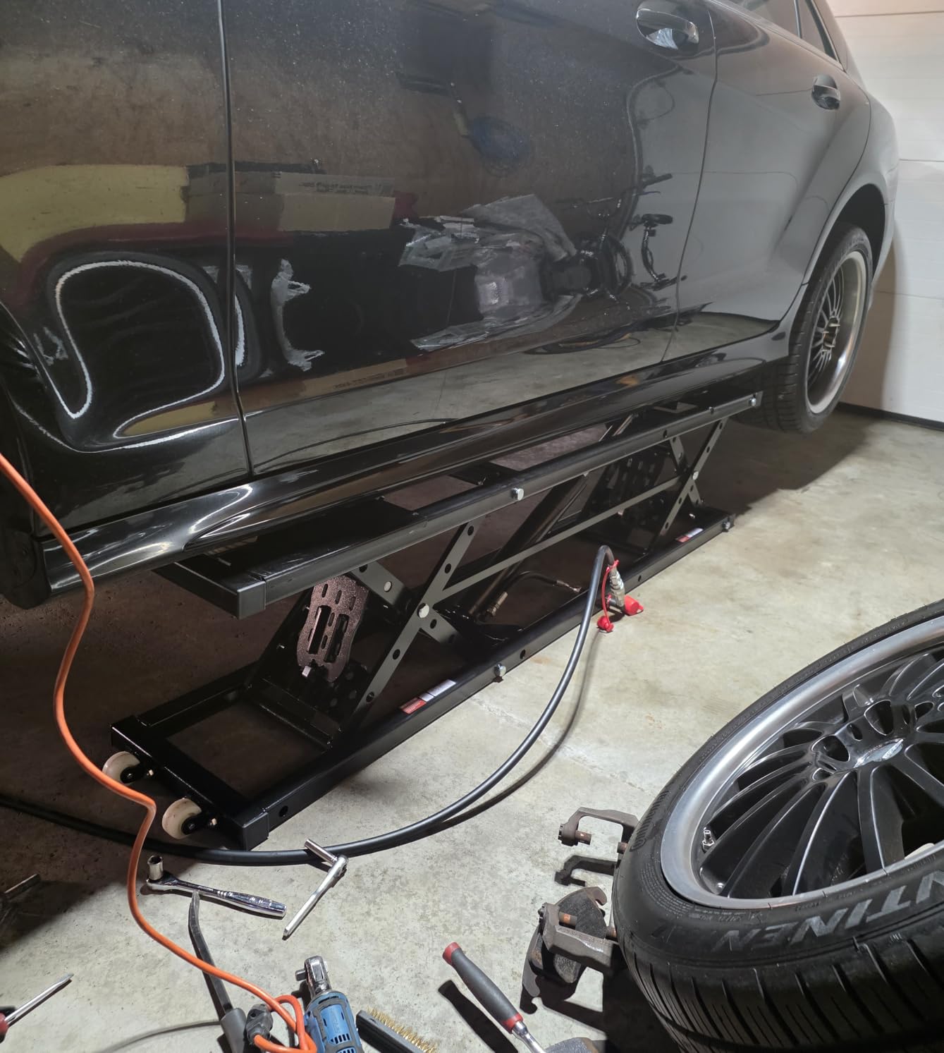 7000 LBS Portable Car Lift with Extension Plates, Black customer photo 1