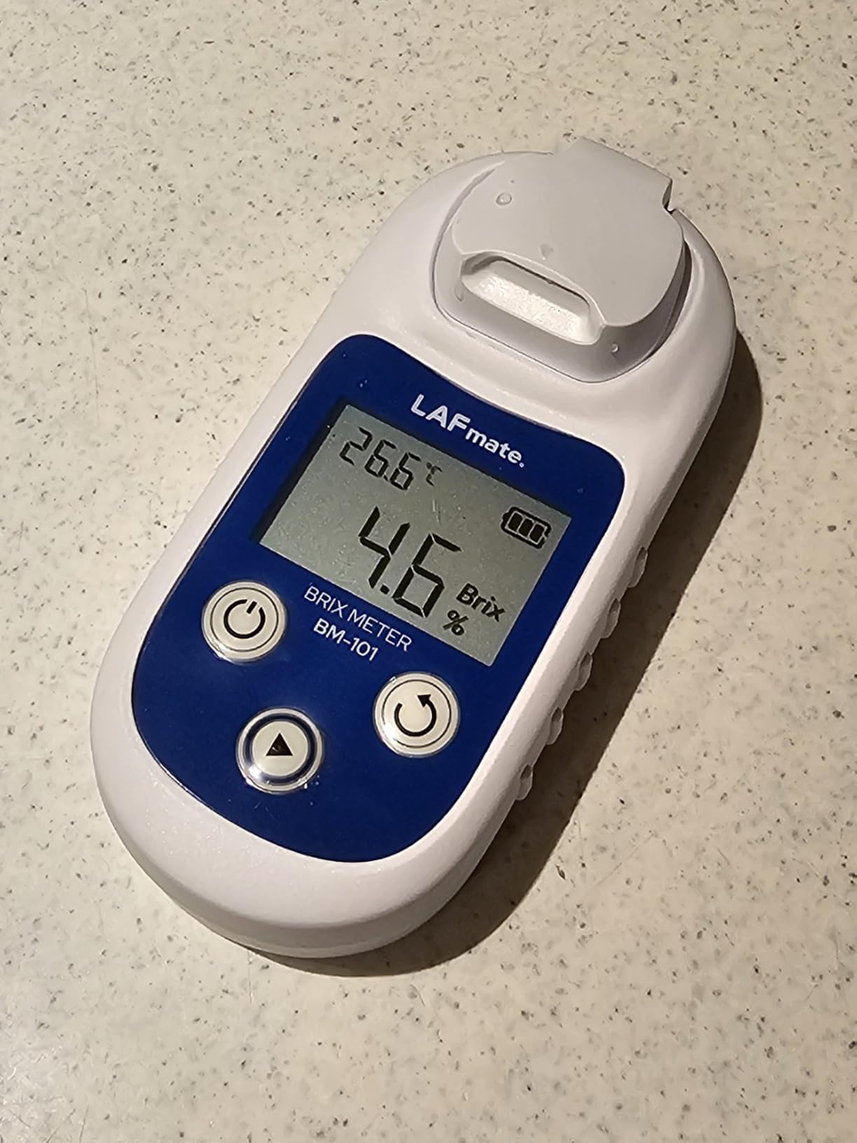 Digital Refractometer Range 0-55 BM101 Brix Refractometer ±0.2% Accuracy with ATC, IP65 Brix Meter for Juice, Wine Making & Coffee customer photo 1