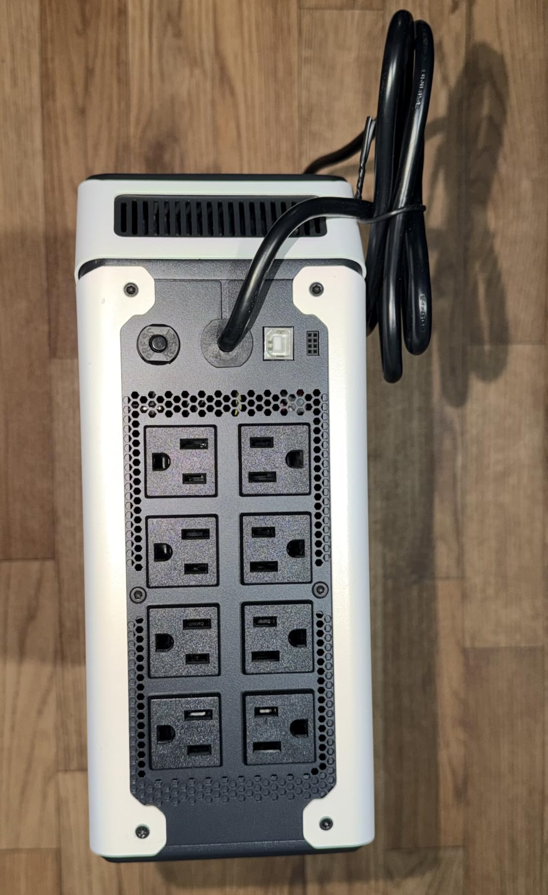 1500VA/1000W LiFePO4 UPS Battery Backup & Surge Protector, Dual Metal Case customer photo 1