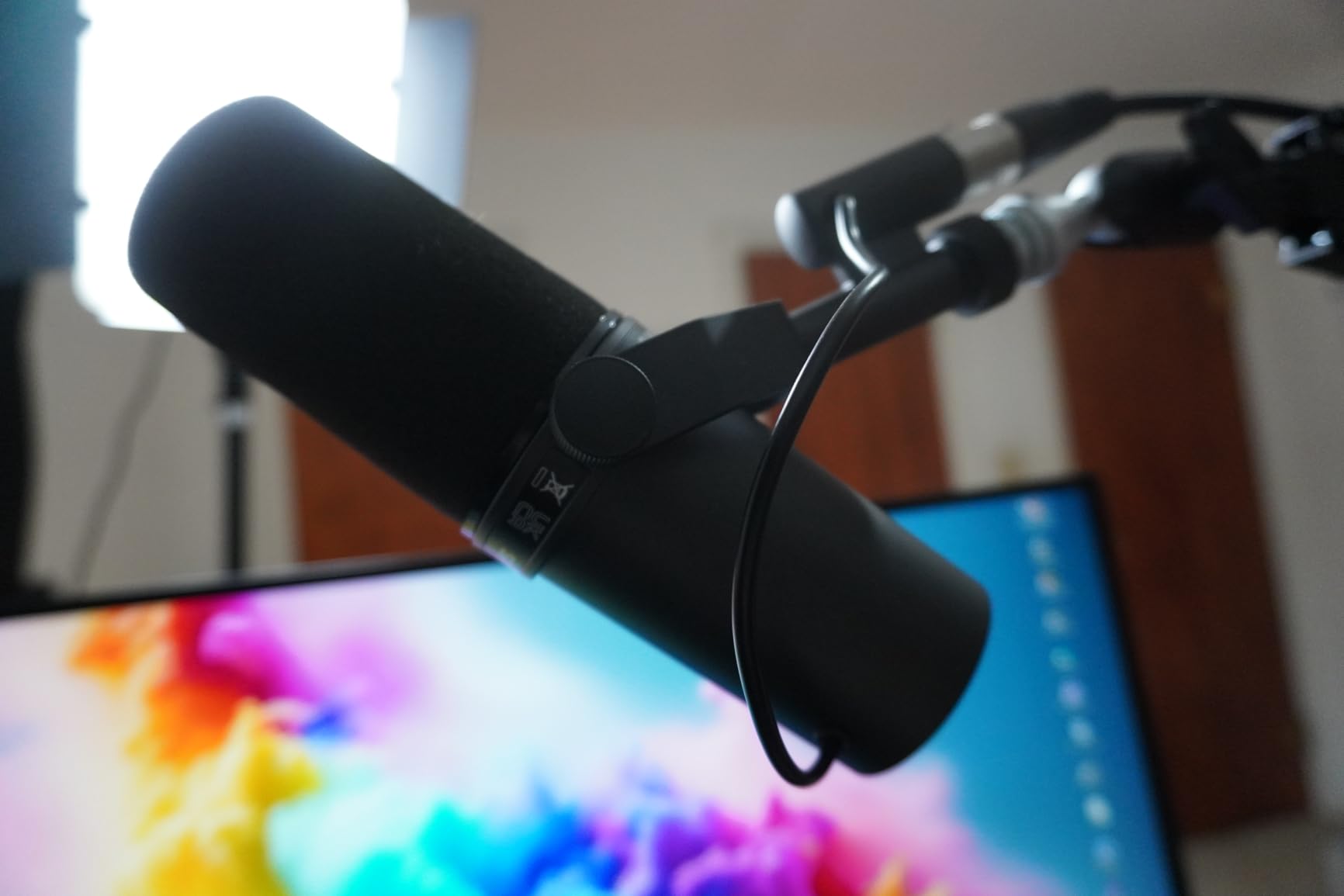 Shure SM7B Dynamic Vocal Microphone for Podcasting & Streaming customer photo 2