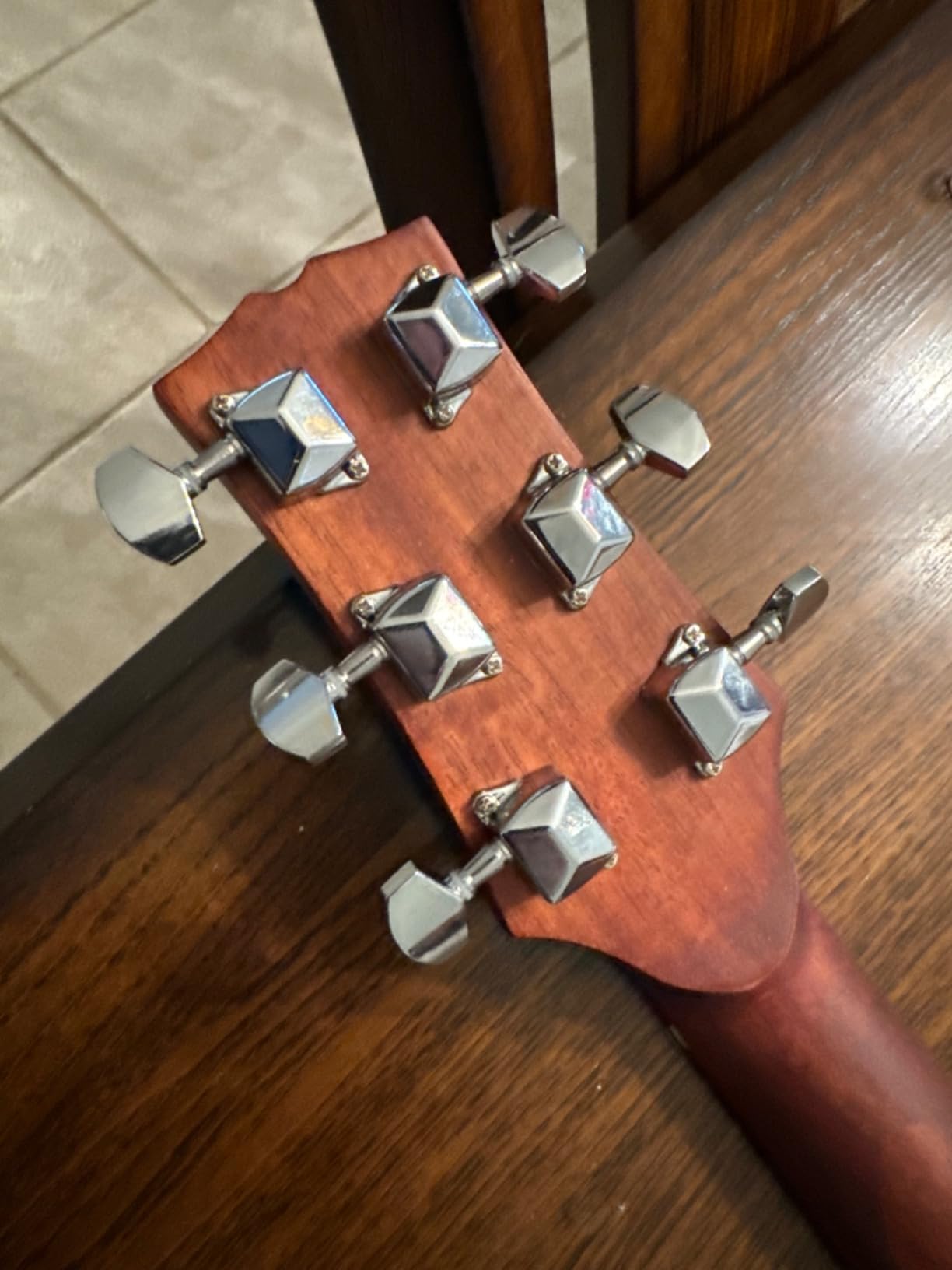 Jasmine S34C Orchestra Cutaway Acoustic Guitar Natural customer photo 2