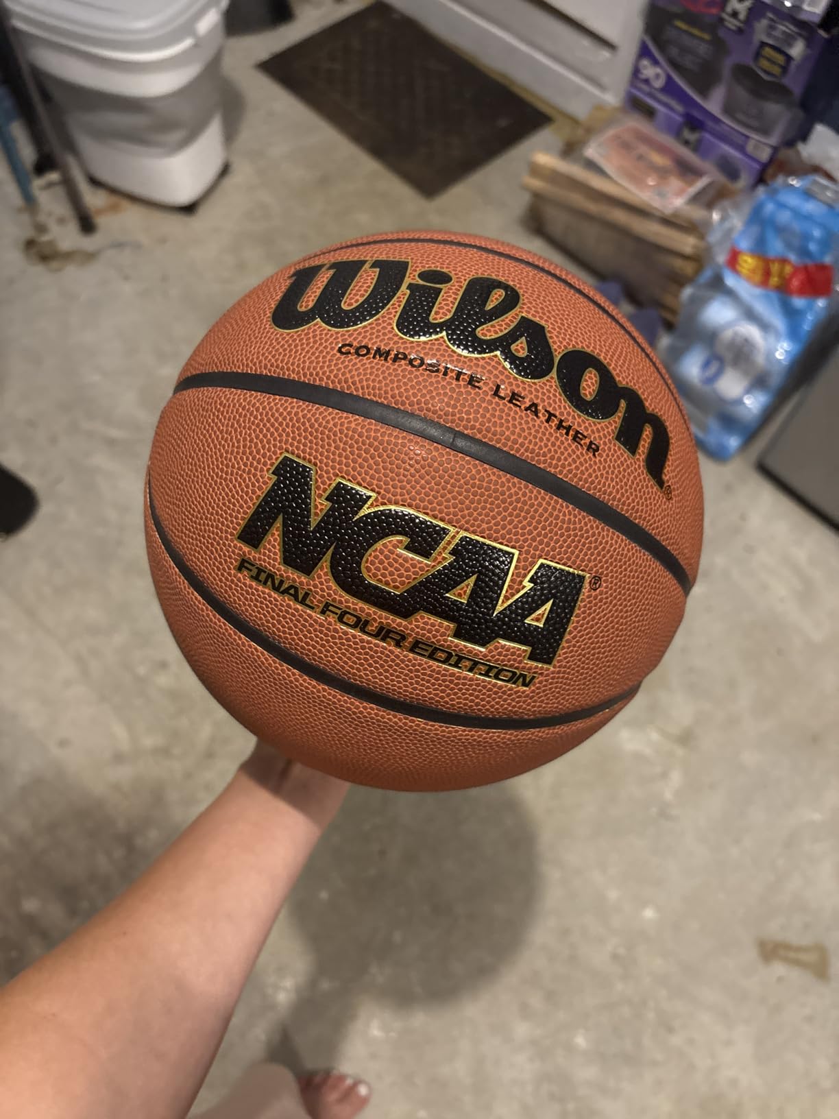 WILSON NCAA Final Four Edition Indoor/Outdoor Basketball Size 6 + Size 7 customer photo 1