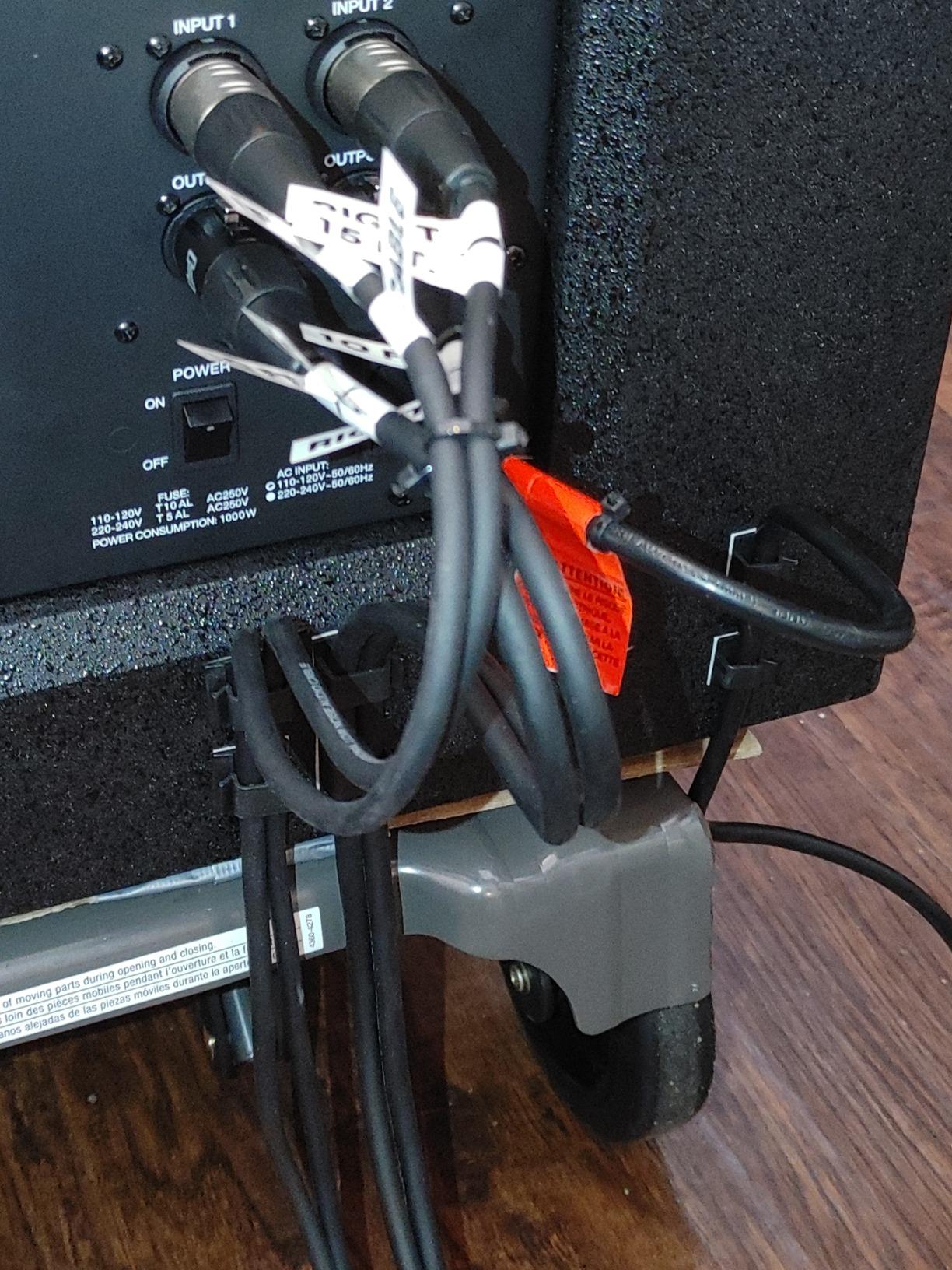 Hosa HMIC-010 Pro Microphone Cable, REAN XLR3F to XLR3 Meter, 10 Feet customer photo 2