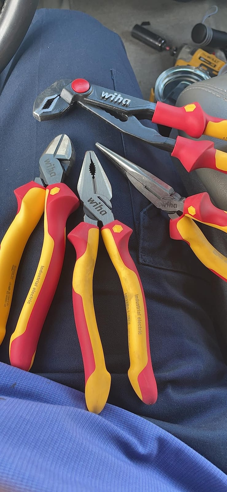 Wiha 32981 Insulated Industrial Pliers and Cutters Set, 3-Piece customer photo 1