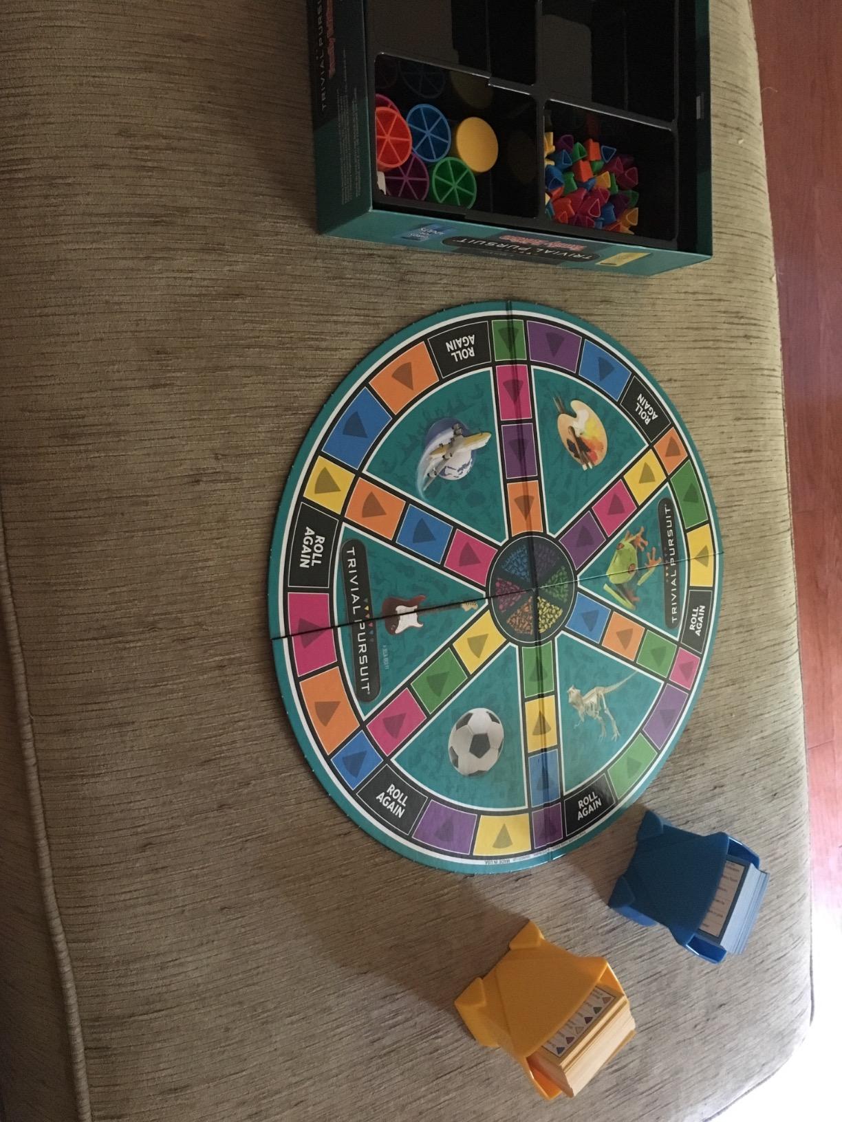 Hasbro Gaming Trivial Pursuit Game: Family Edition Board Game, Family Trivia Games for Adults and Kids, 2+ Players, Ages 8+ (Amazon Exclusive) customer photo 2