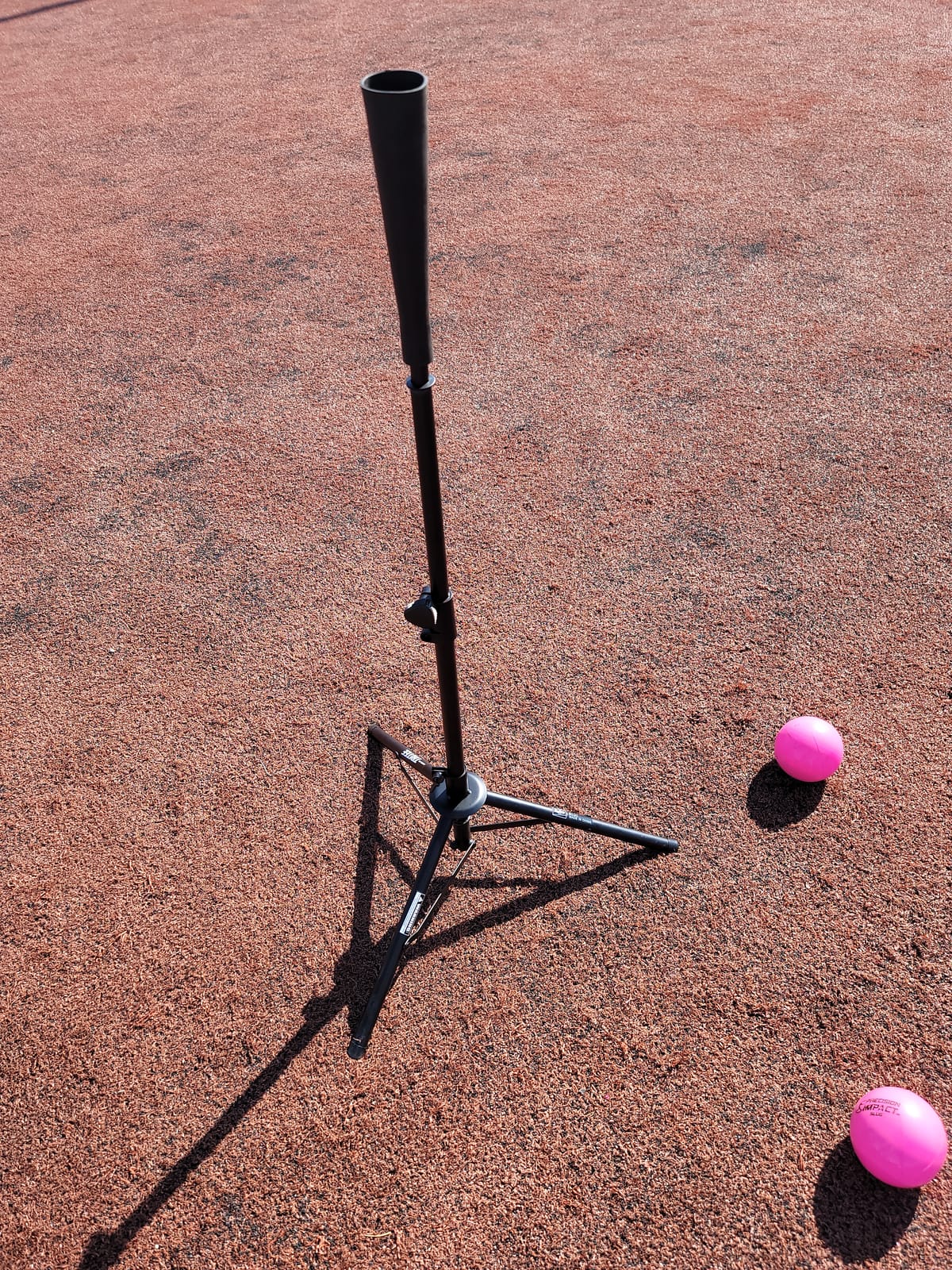 Rawlings | Tripod Travel Batting Tee | Collapsible | Adjustable Height 28