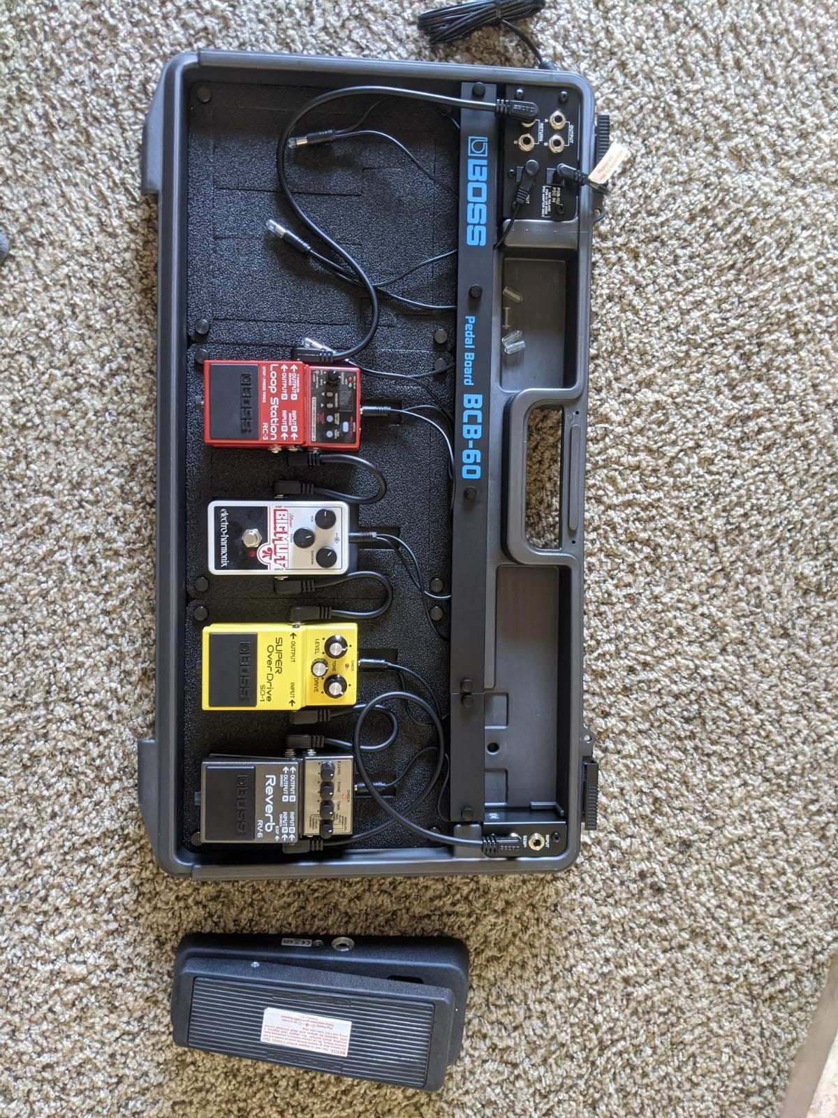BOSS RV-6 Reverb Guitar Pedal customer photo 2