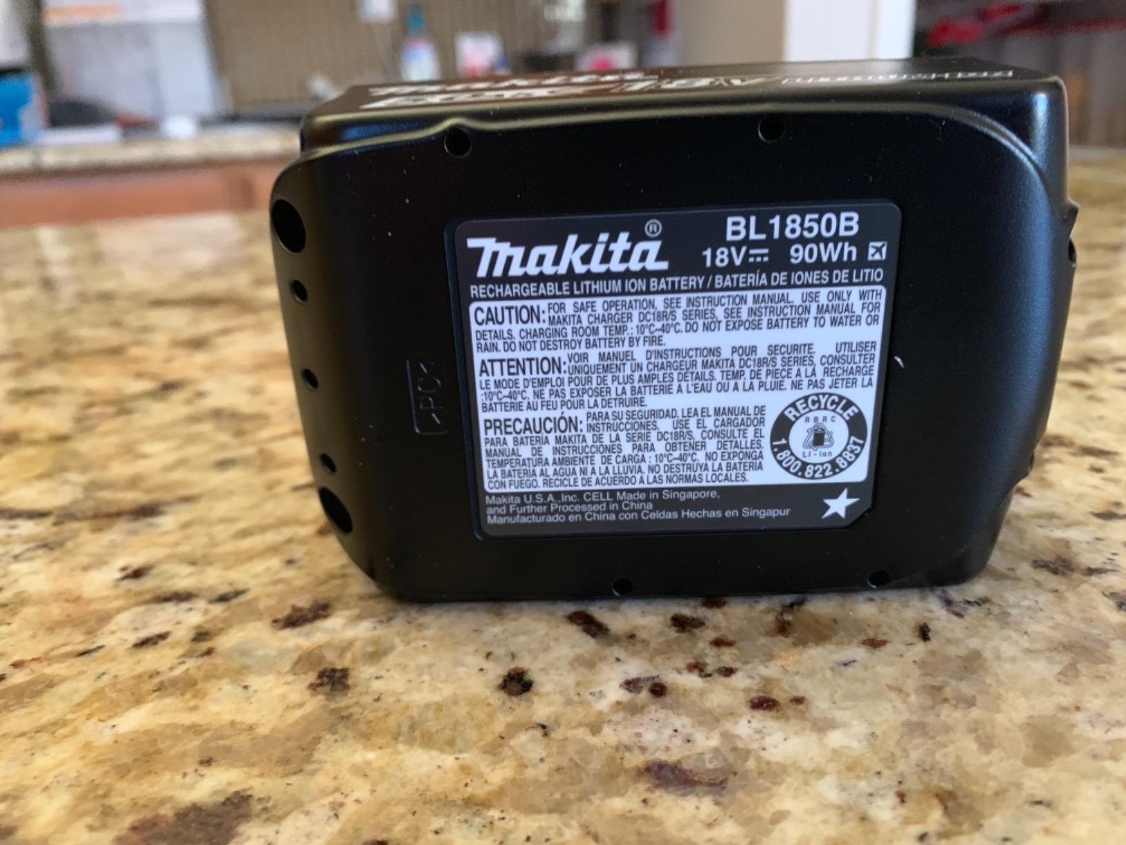 Makita BL1850B-2 18V LXT Lithium-Ion 5.0Ah Battery, 2/pk, Black customer photo 2
