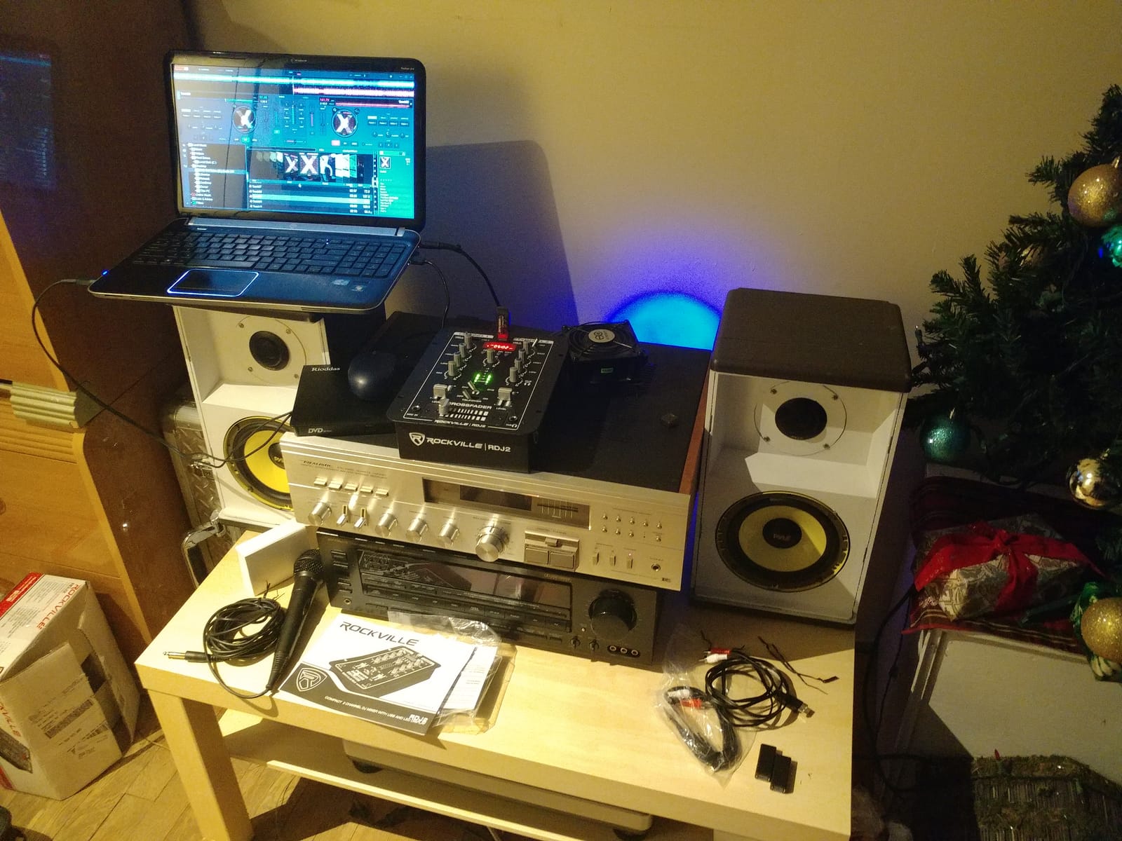 Rockville RDJ2 2-Channel DJ Mixer with USB and Talkover customer photo 1