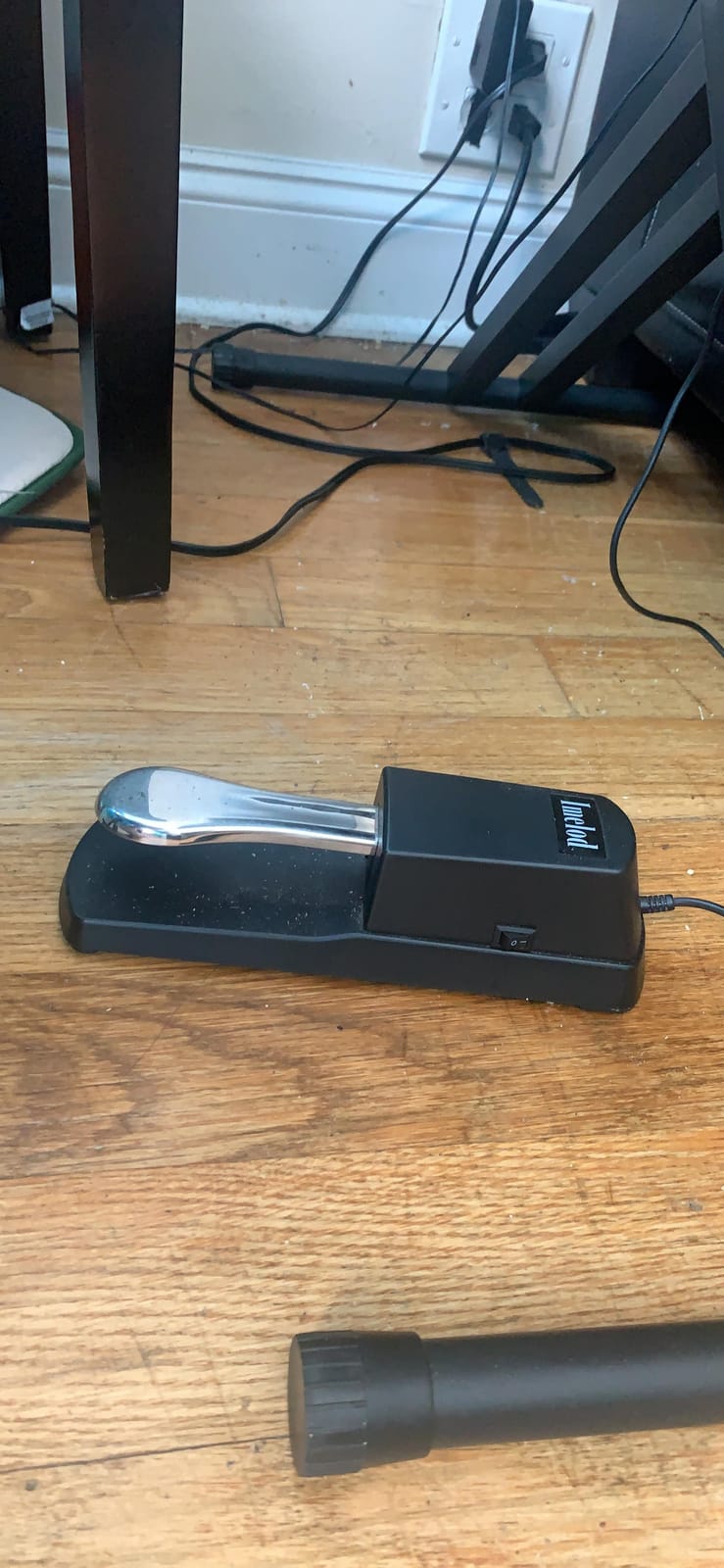 Imelod Digital Piano and Keyboard Sustain Pedal for Yamaha,Roland,Casio,Korg,Behringer,Moog - Universal Foot Pedal Black customer photo 1