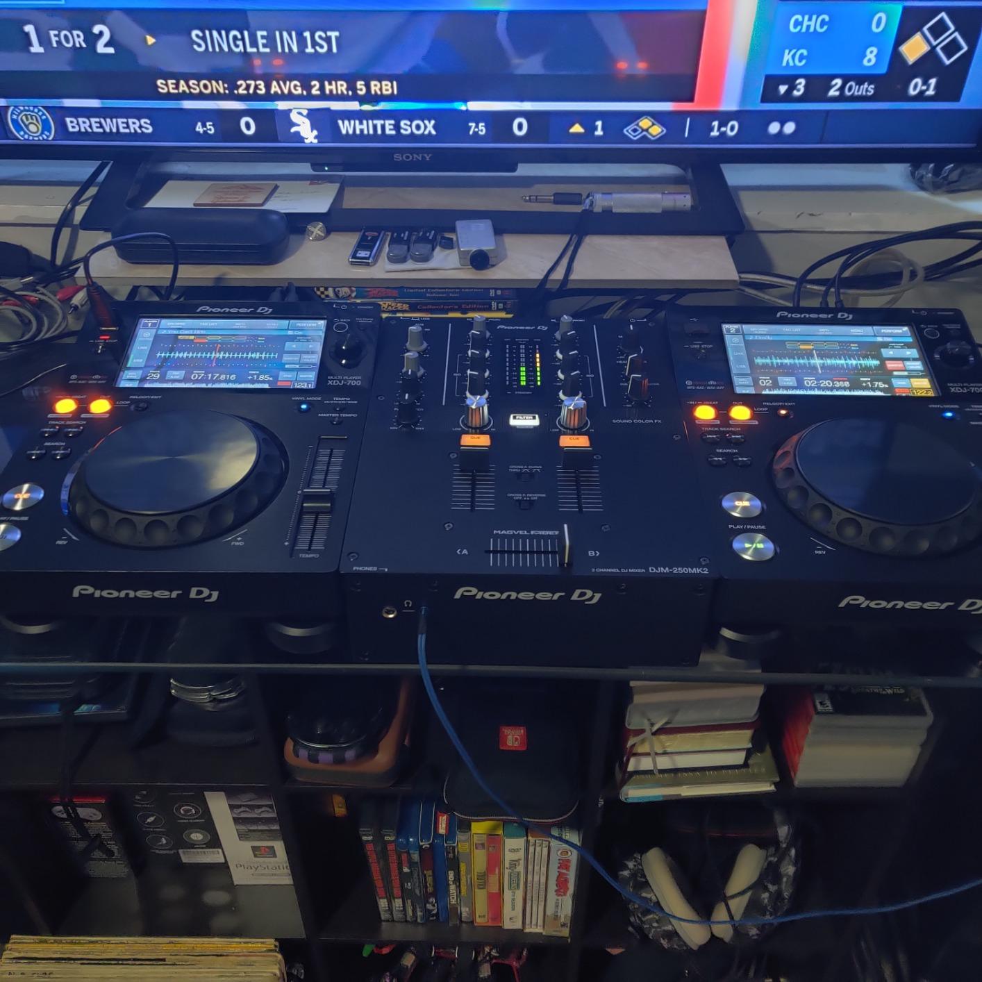 Pioneer DJ DJM-250MK2 2-Channel DJ Mixer,Black customer photo 2