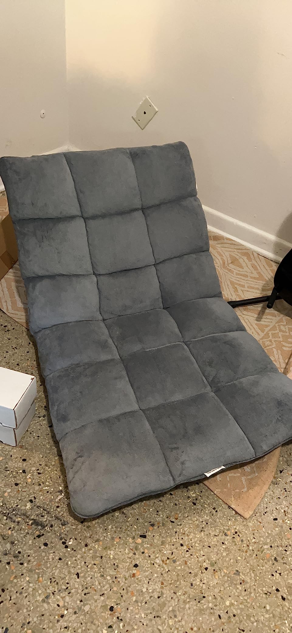 GIANTEX Folding Floor Chair with Back Support, 14 Adjustable Position, Padded Sleeper Bed, Couch Recliner, Floor Gaming Chair for Adults Meditation Living Room Bedroom, Black customer photo 1