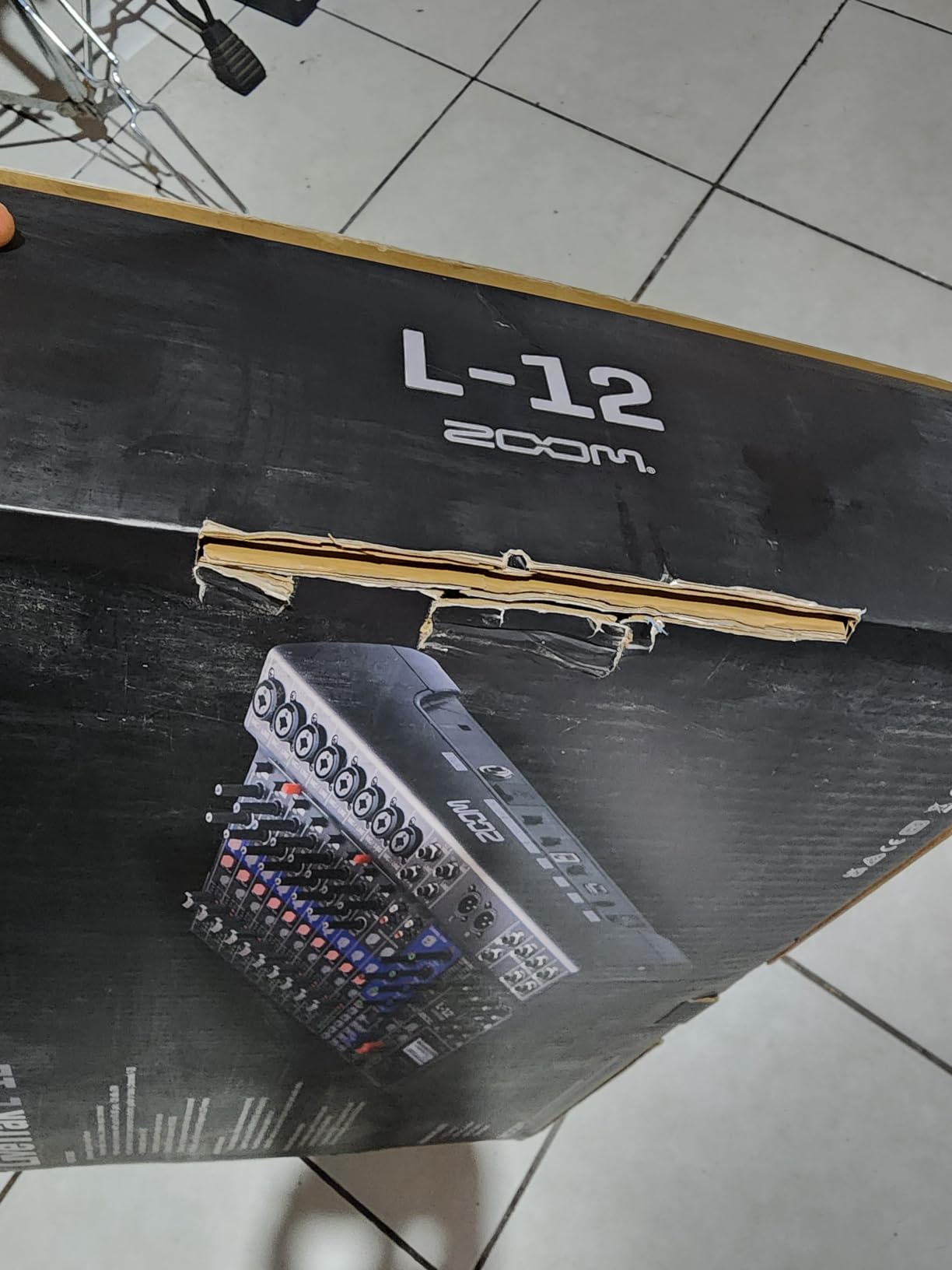 Zoom LiveTrak L-12 Mixer/Recorder for Musicians & Podcasters customer photo 1