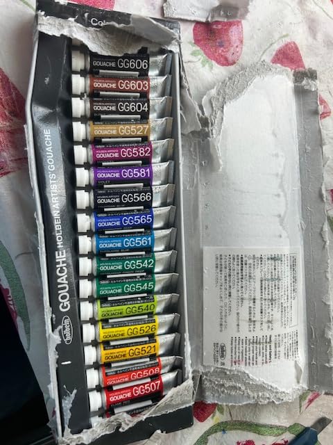 Holbein Artist Gouache Set G703 : 18 x 5ml tubes customer photo 1