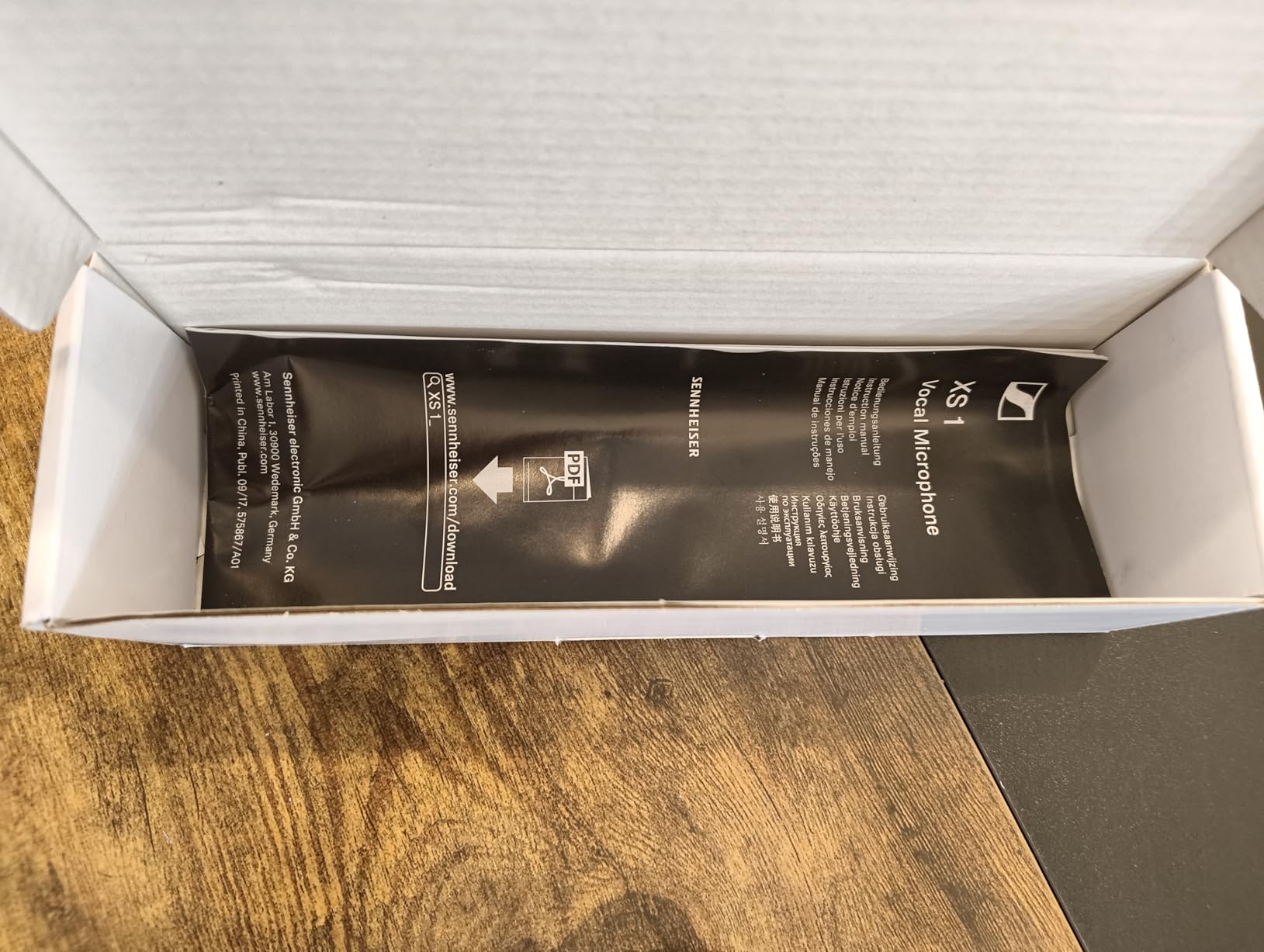 Sennheiser XS 1 Handheld Dynamic Microphone,Black customer photo 1