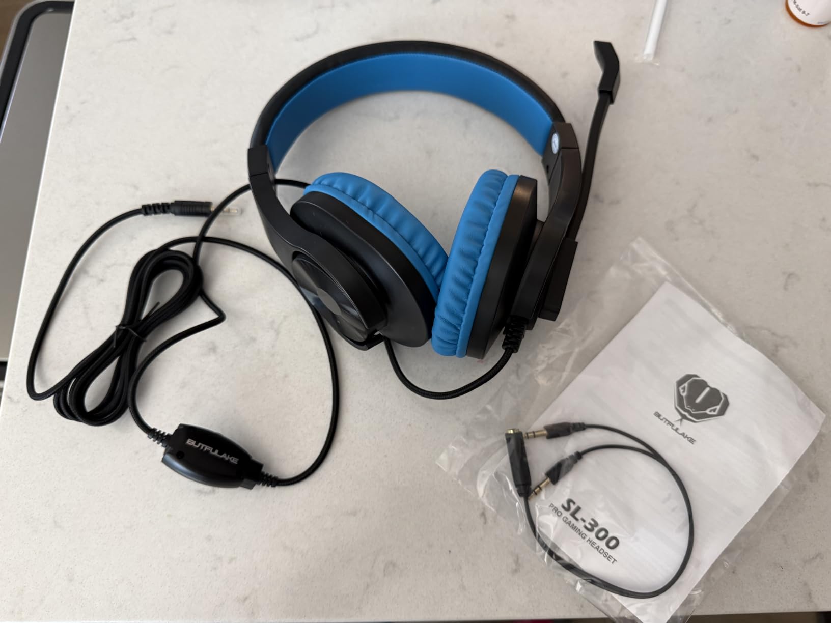 BlueFire Kids Headphones for Online School, Children, Teens, Boys, Girls, 3.5mm Stereo Over-Ear Gaming Headphone with Microphone and Volume Control for PS4, PS5, New Xbox One(Blue) customer photo 1