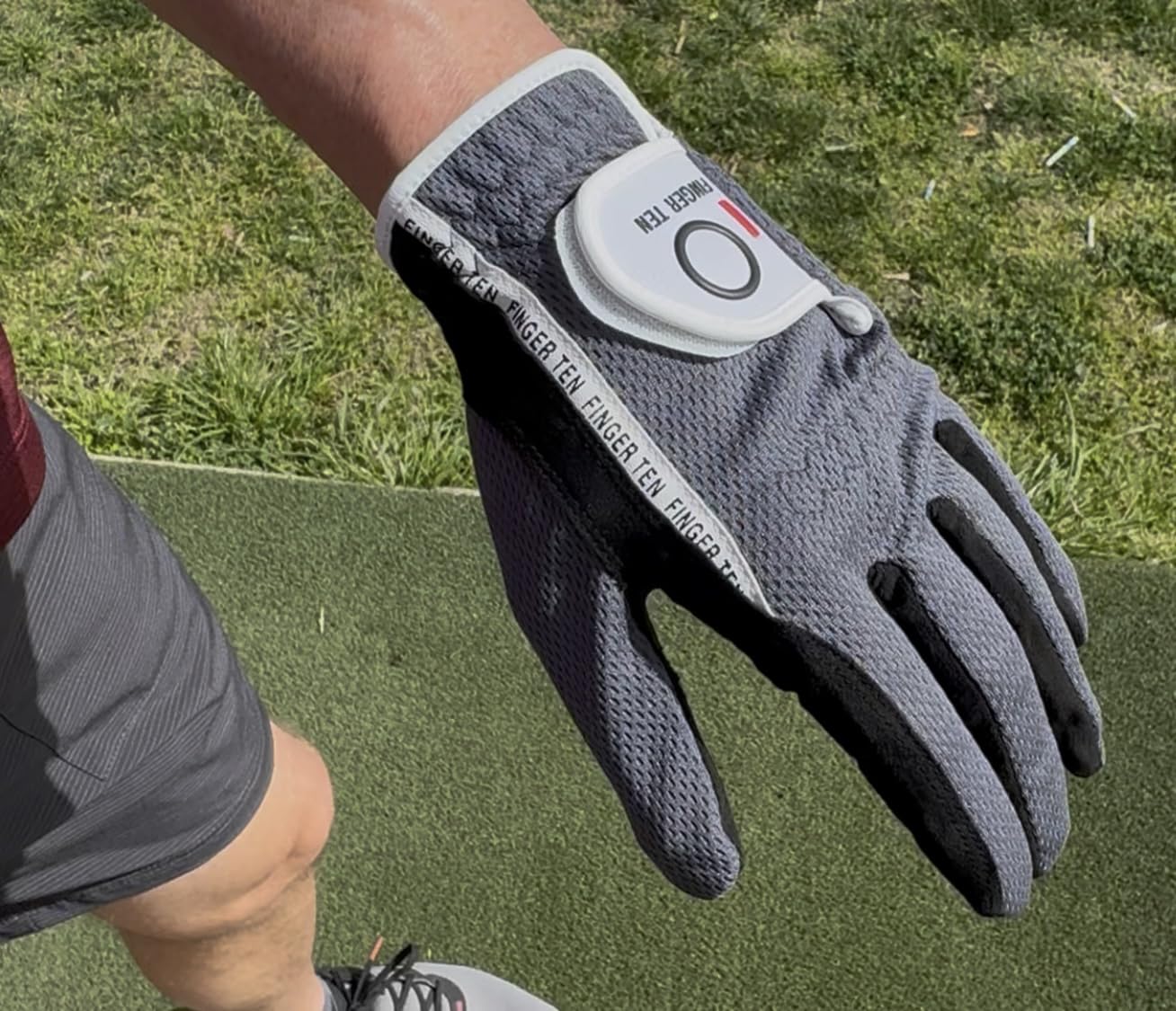 FINGER TEN Rain Grip Golf Gloves Men 1 Pair customer photo 1
