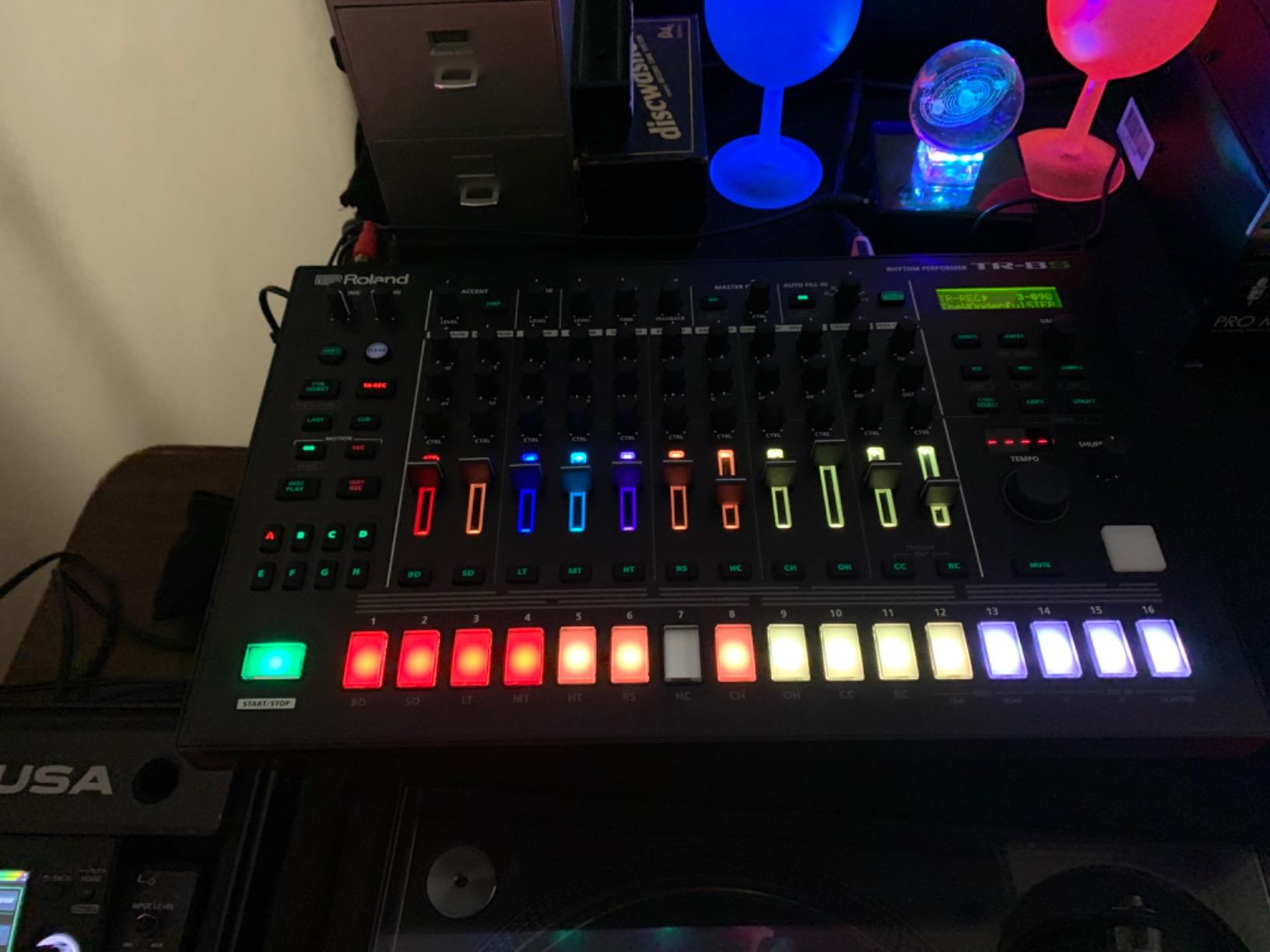 Roland TR-8S Rhythm Performer Advanced Drum Machine customer photo 2