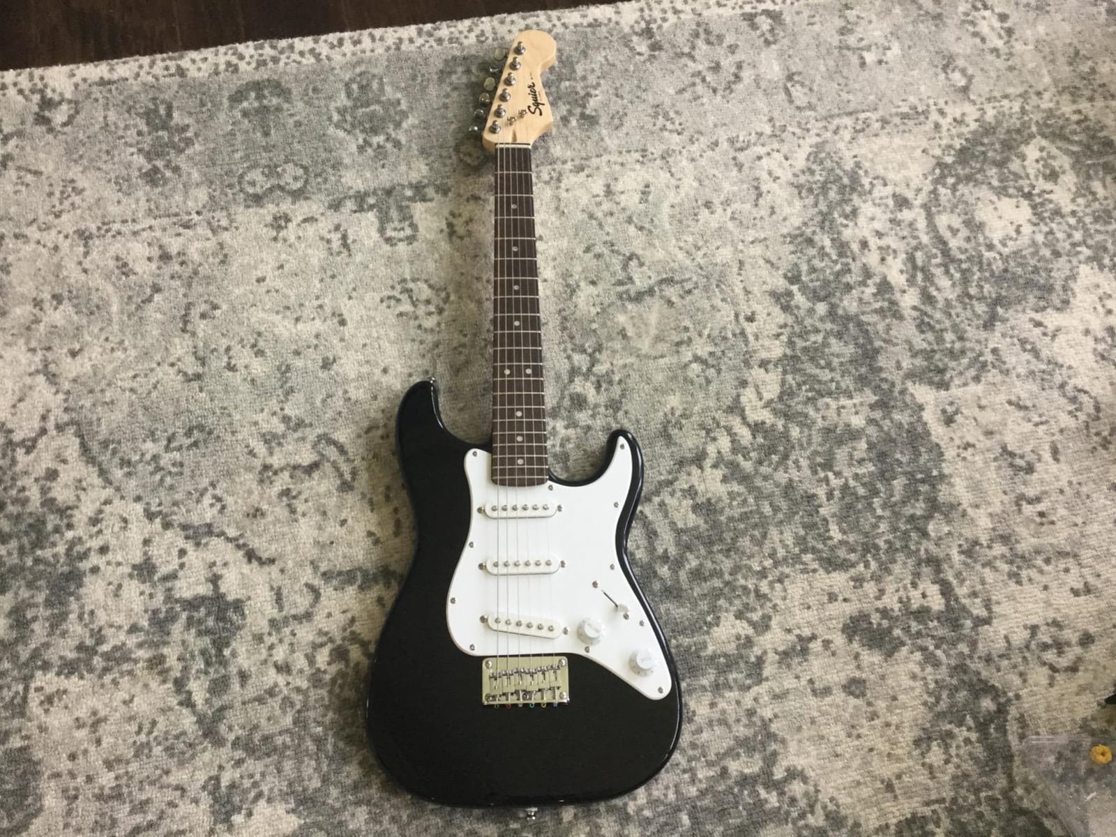 Squier Mini Stratocaster Electric Guitar, with 2-Year Warranty, Black, Laurel Fingerboard customer photo 2