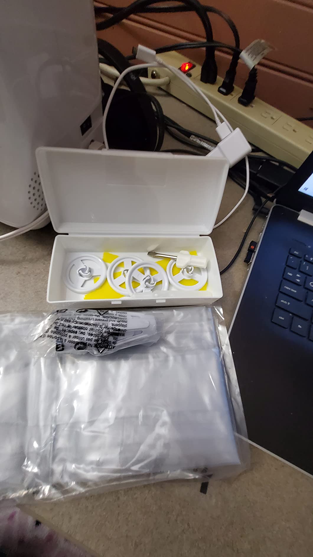 Bernette b42 Funlock Coverstitch Machine customer photo 2