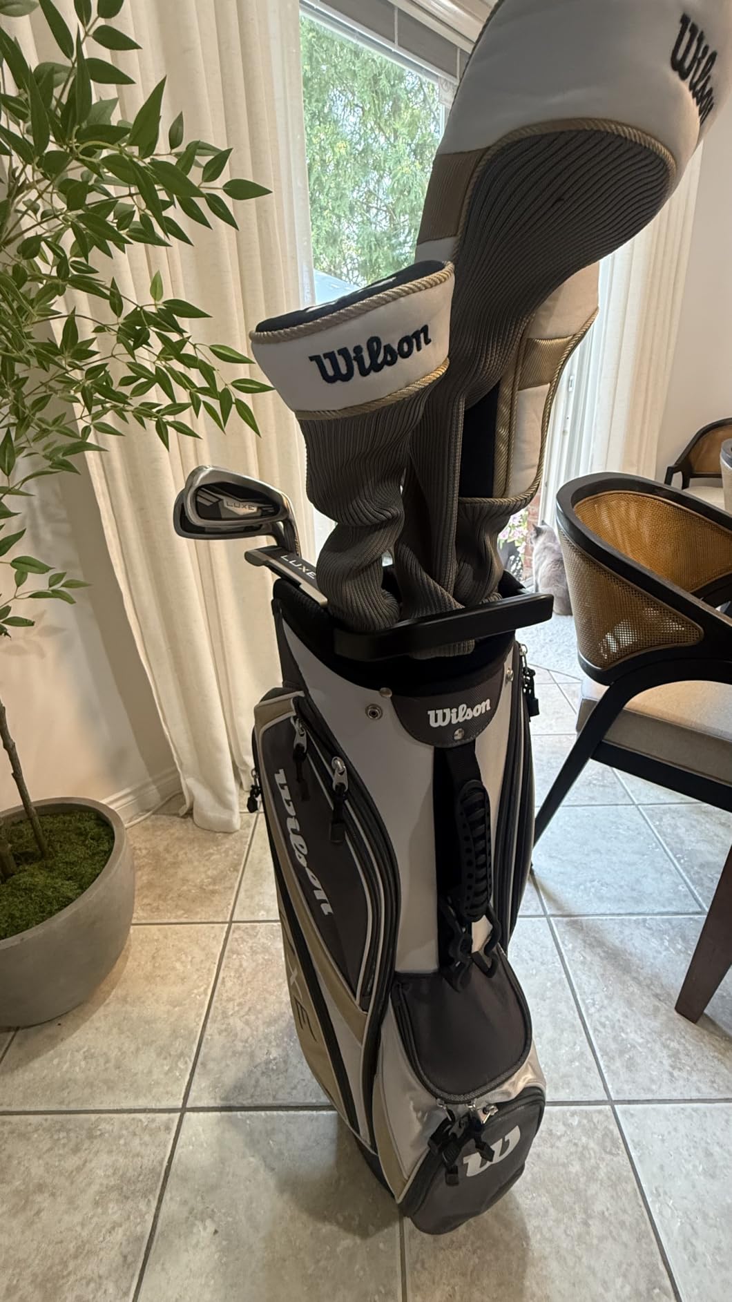Wilson Women's Complete Golf Club Cart Bag Package Sets - Ultra, Ultra Plus, Luxe customer photo 1