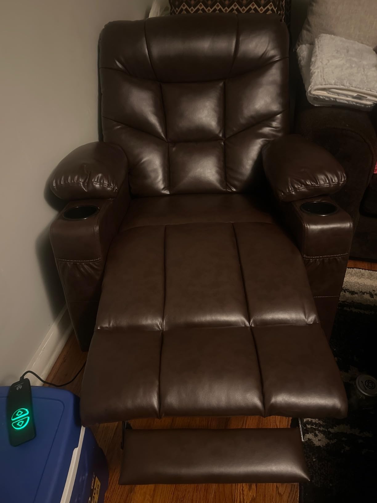 MCombo Power Lift Recliner Chair, Leather 7287 (Dark Brown, Medium) customer photo 2