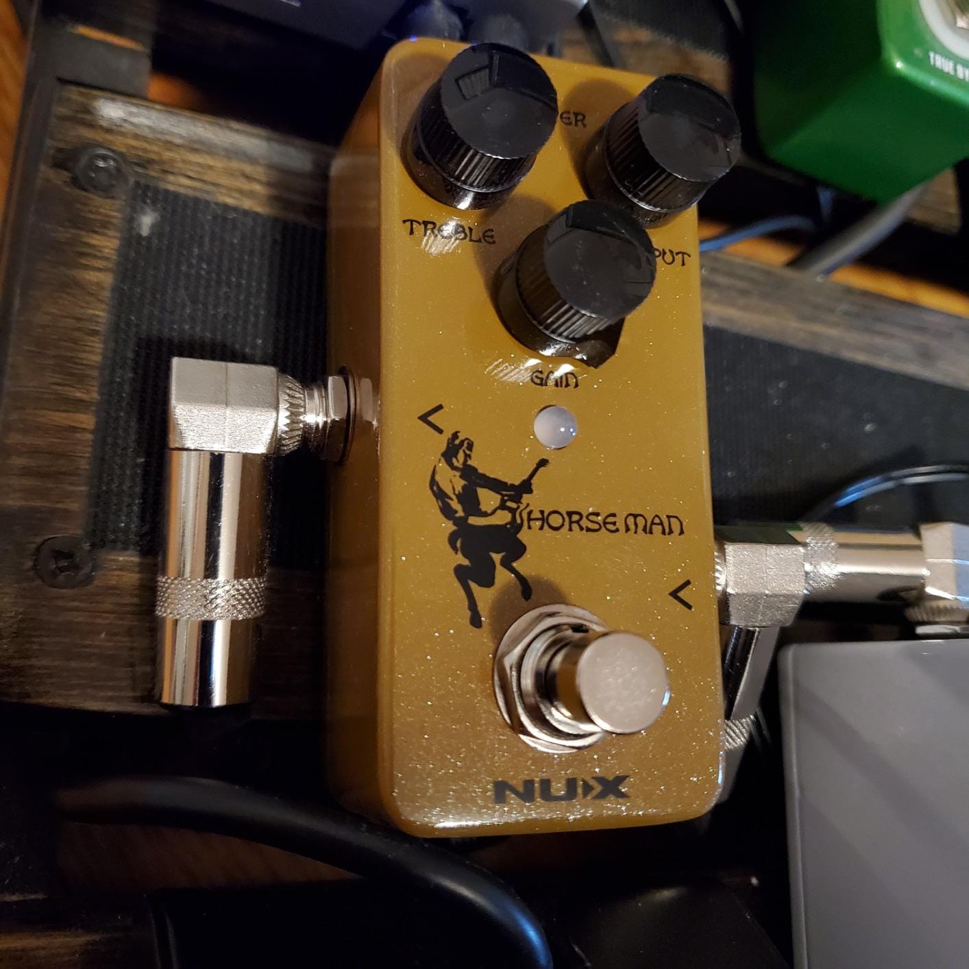 NUX Horseman Overdrive Guitar Effect Pedal with Gold and Silver modes, True/Buffer Bypass, Clean Boost, Natural Distortion,Treble, Gain and Output level controls, DC 9V, 1/4-inch Jack customer photo 2