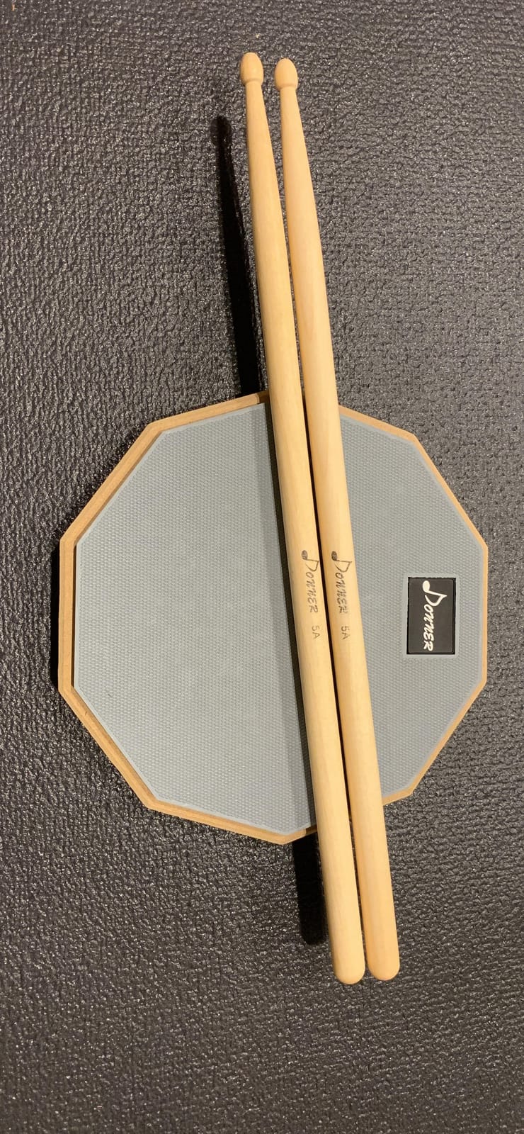 Donner Drum Practice Pad 8 Inches, Silent Practice Drum Pad 2-Sided With Drum Sticks - Gray customer photo 2