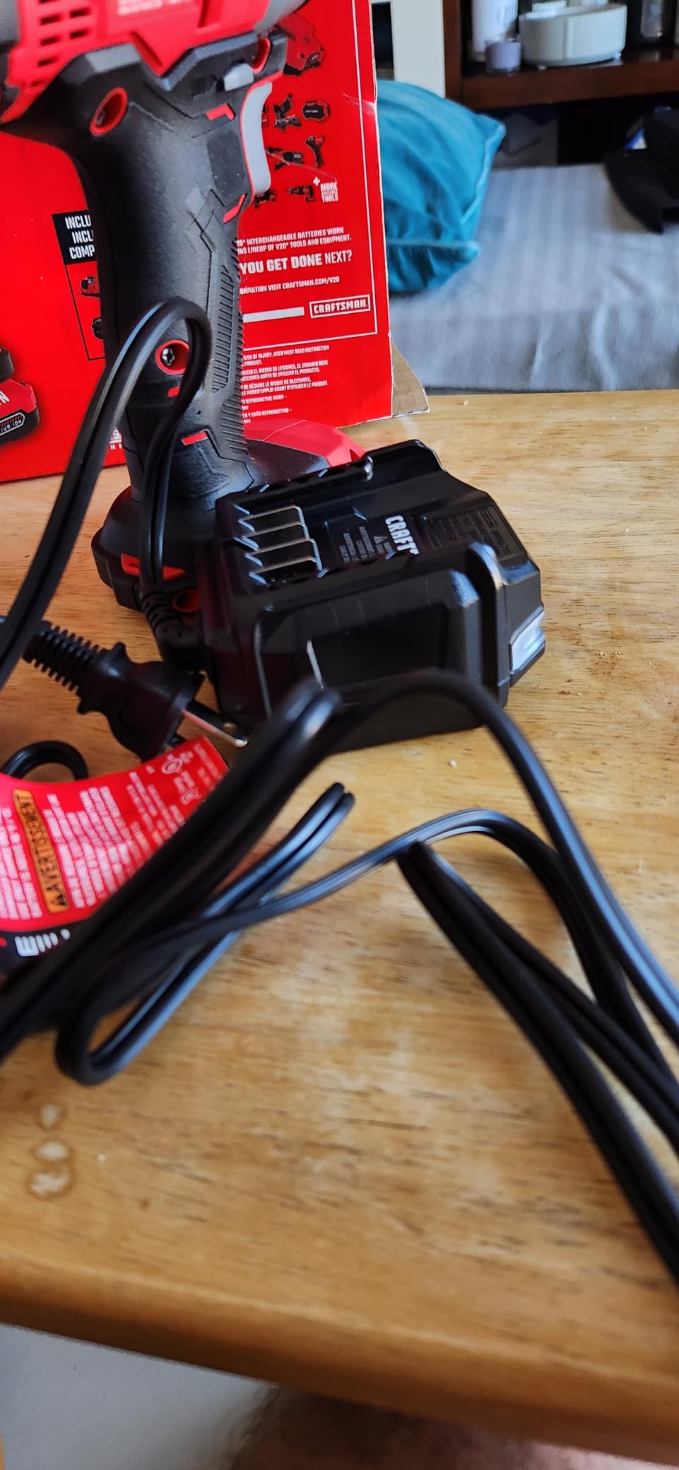CRAFTSMAN 20V MAX Impact Driver Kit, 1/4 Inch, 2,800 RPM, LED Work light, Battery and Charger Included (CMCF800C1) customer photo 1