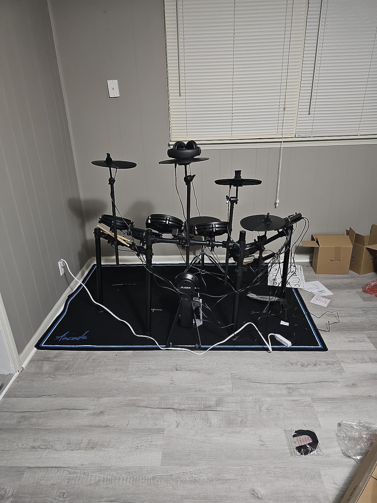 Aucuda Drum Rug Mat Non Slip 4x6 ft for Electric Set, Black Drumming Carpet customer photo 2