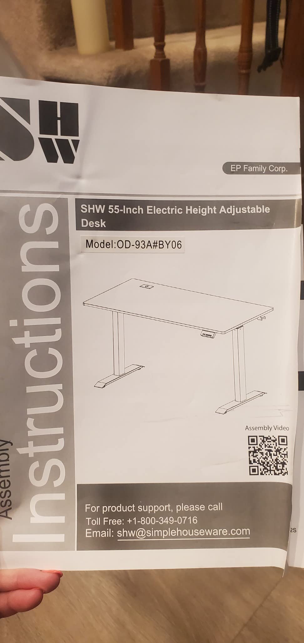 SHW 55 x 28 Electric Height Adjustable Standing Desk w/Drawer, Black customer photo 2