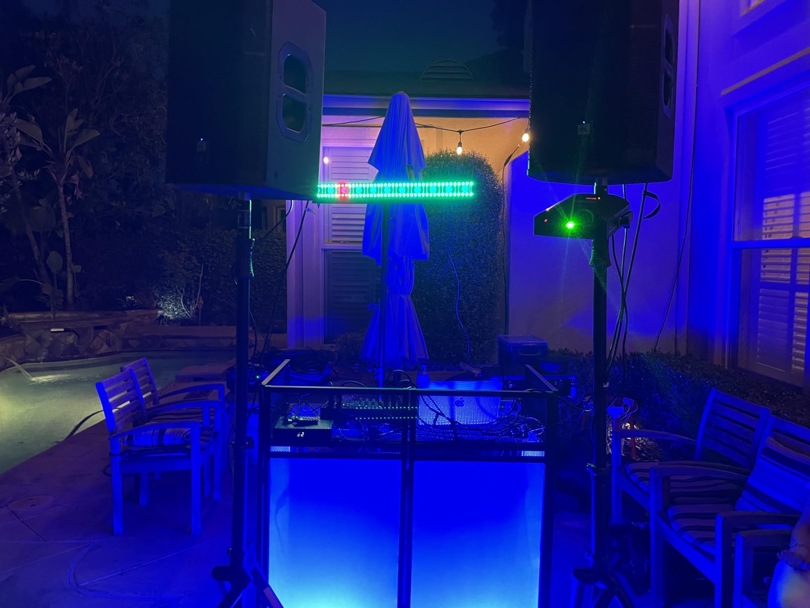 Rockville Rockbooth Black DJ Event Booth Facade with Built in Table, Bag customer photo 1