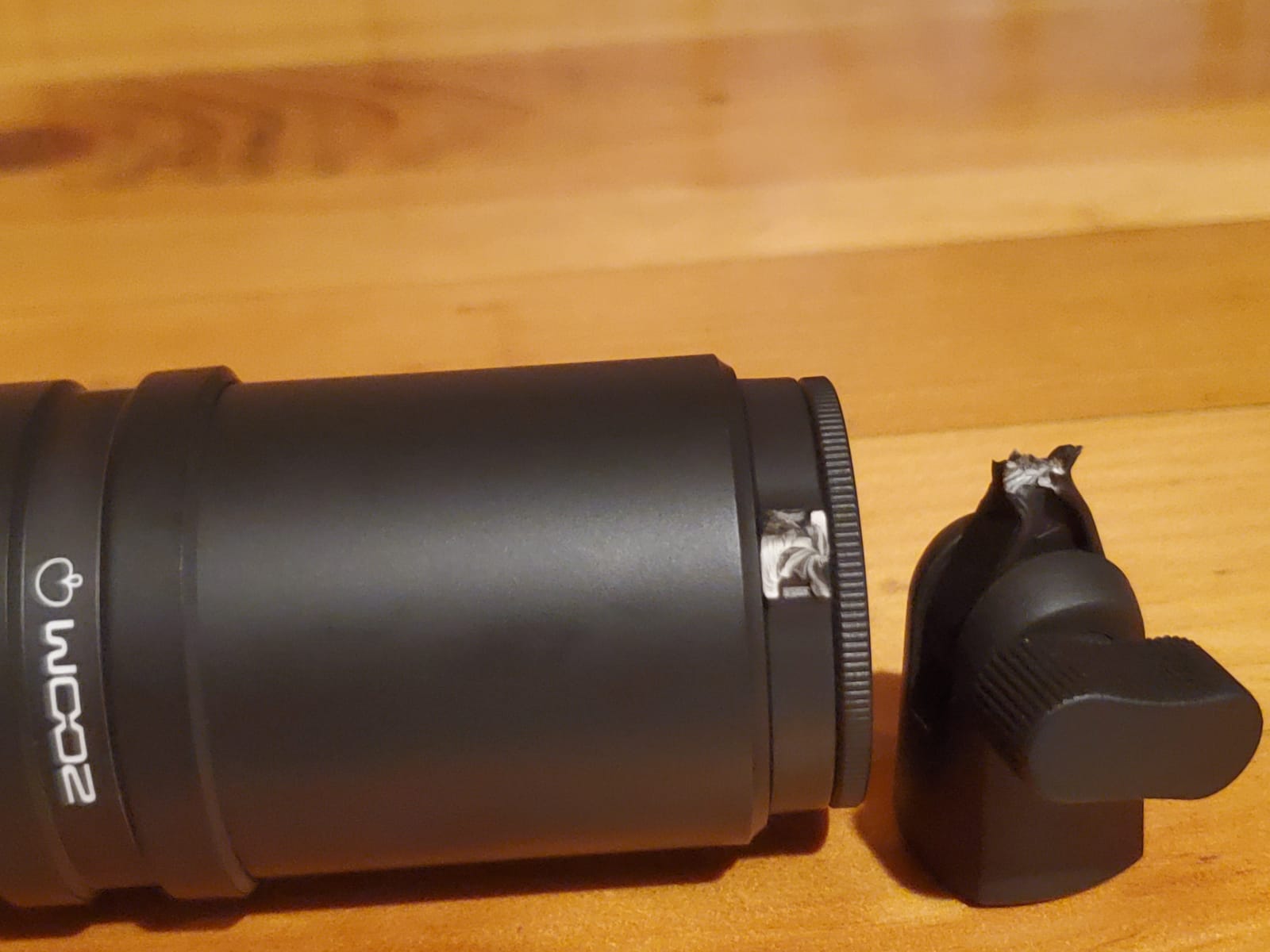 Zoom ZDM-1 Dynamic Microphone for Podcasts, Voice-Overs, Vocals, and More, High SPL Capability, Sturdy Metal Body, and Large Diaphragm customer photo 1