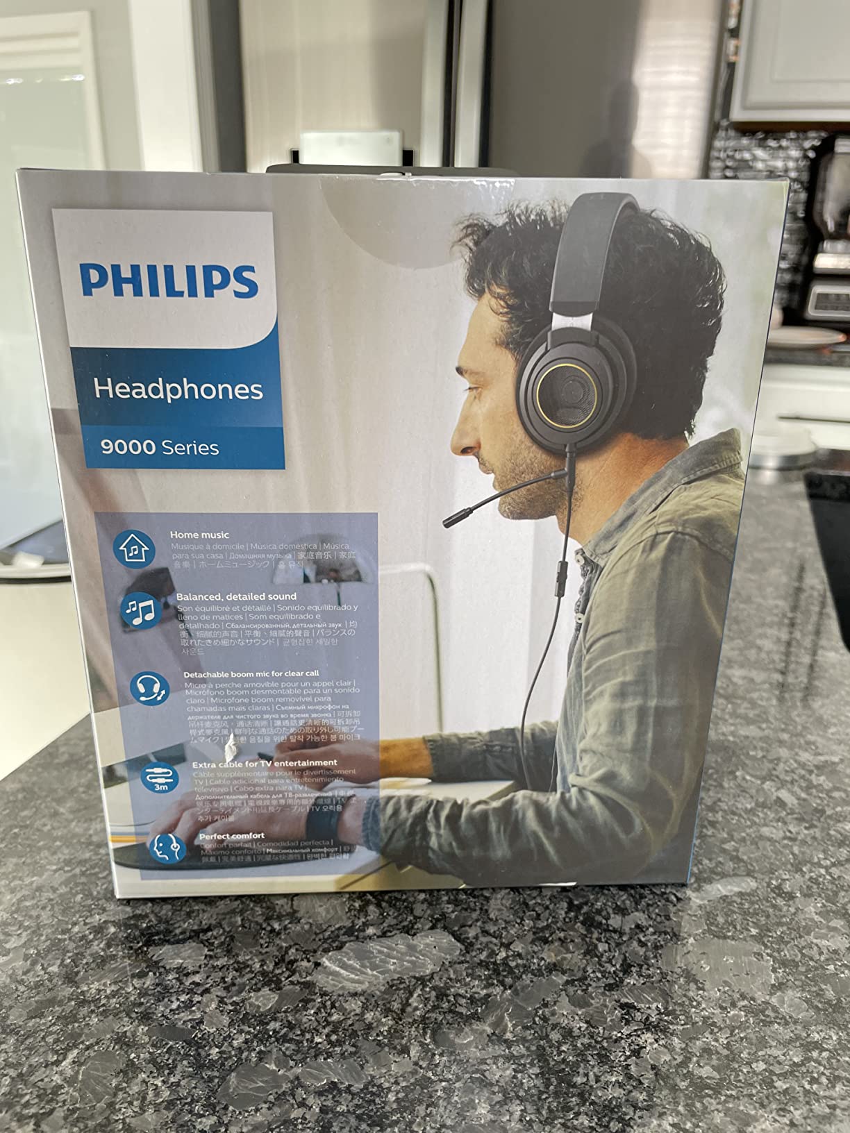 PHILIPS Over The Ear Studio Headphones for Recording Open Back Gaming Headset with Microphone Studio Monitor Headphones for PC DJ Music Piano Guitar with Detachable Mic and Audio Jack SHP9600MB customer photo 2