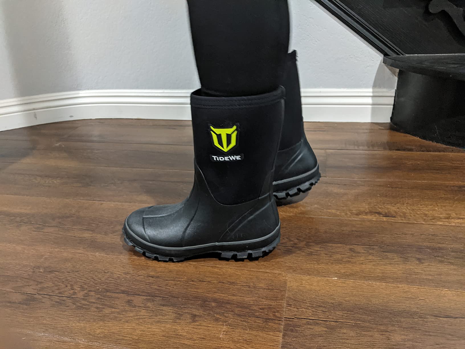 TIDEWE Rubber Boots for Men, Waterproof Hunting Work Boots customer photo 2