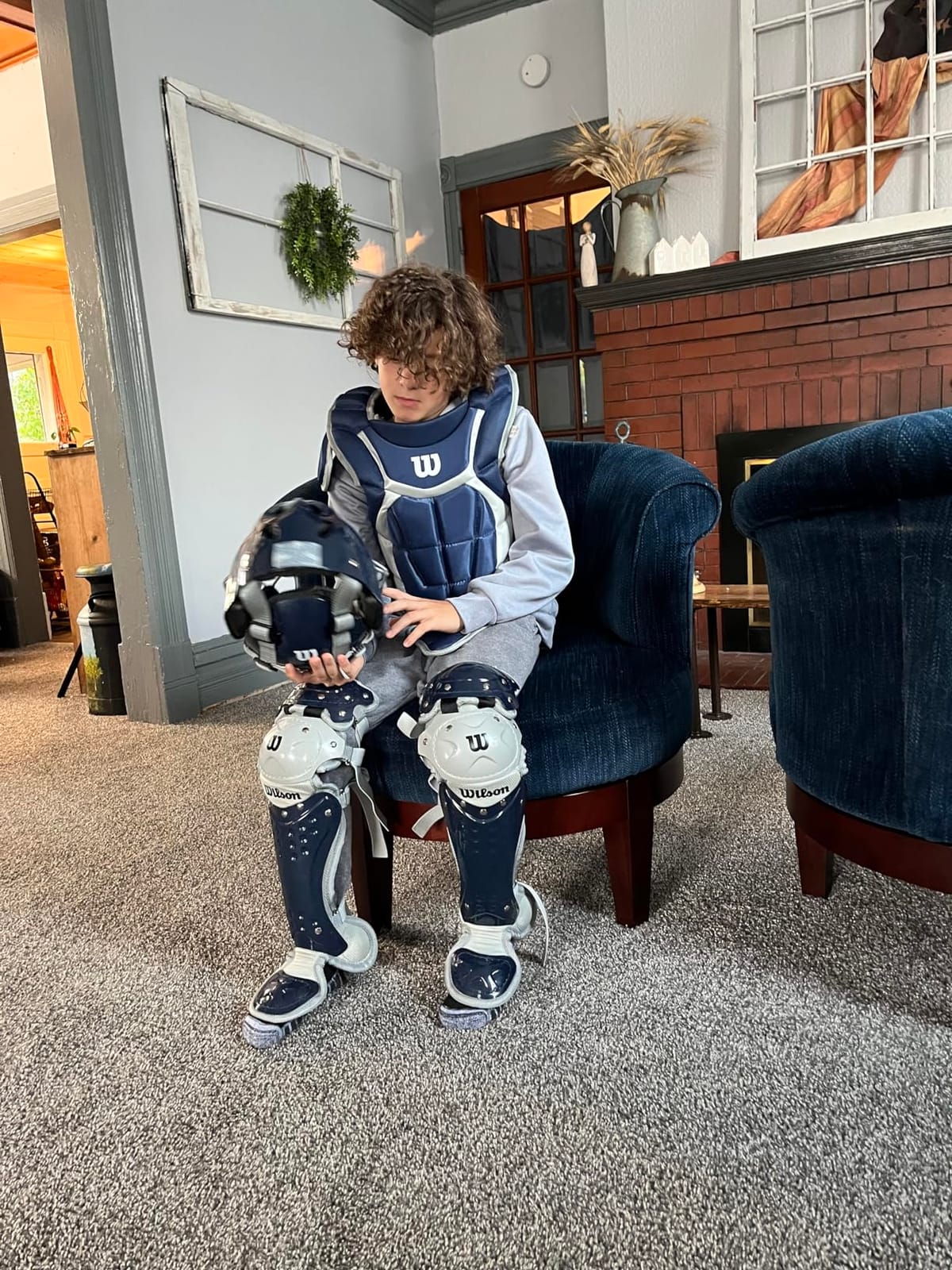 Wilson C200 Youth 3-PIECE Catcher's Gear Set customer photo 2