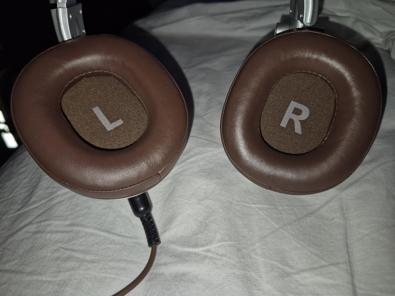 OneOdio A71 Hi-Res Wired Over-Ear Studio Headphones for DJ, Mixing - Black customer photo 2