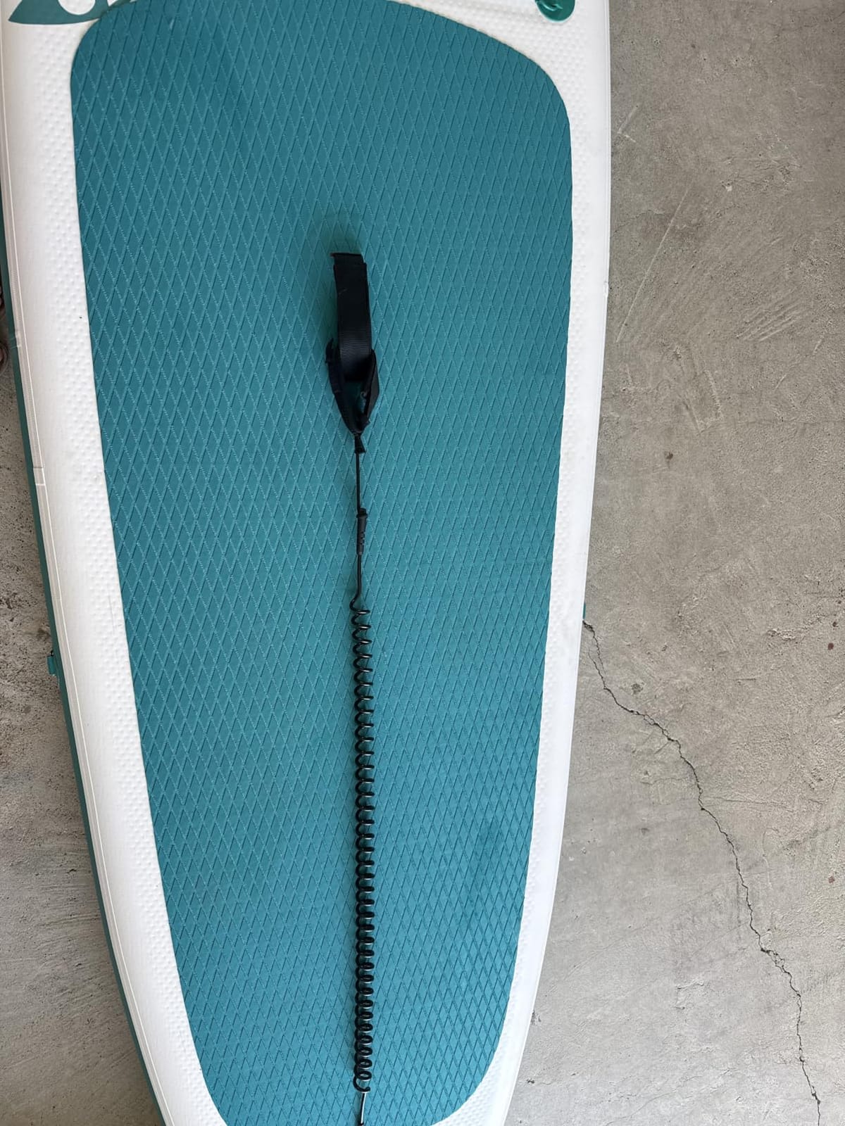 FEATH-R-LITE Inflatable Stand Up Paddle Board with Beginner SUP Accessories customer photo 1