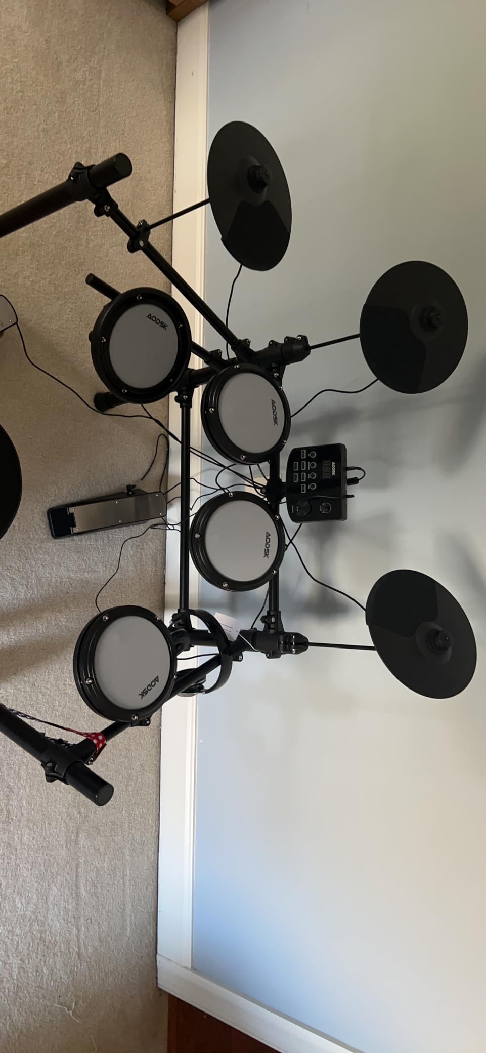 AODSK Electric Drum Set with Quiet Mesh Pads,Electronic Drum for Beginner,USB MIDI,Throne,Headphones,Sticks, Included 15 Kits and 195 Sounds (AED-403-Teenagers Beginners) customer photo 2
