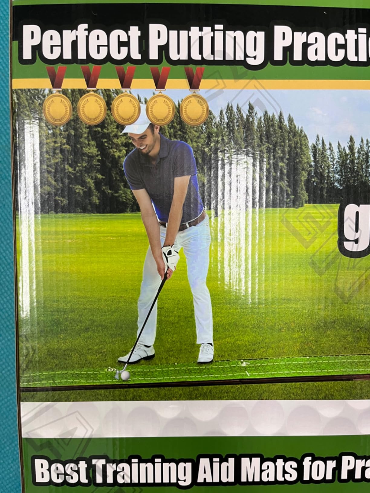Dachenus Putting Green Indoor Mat Outdoor Golf Putting Mat- Ideal for Home, Office, and Outdoor Use customer photo 2