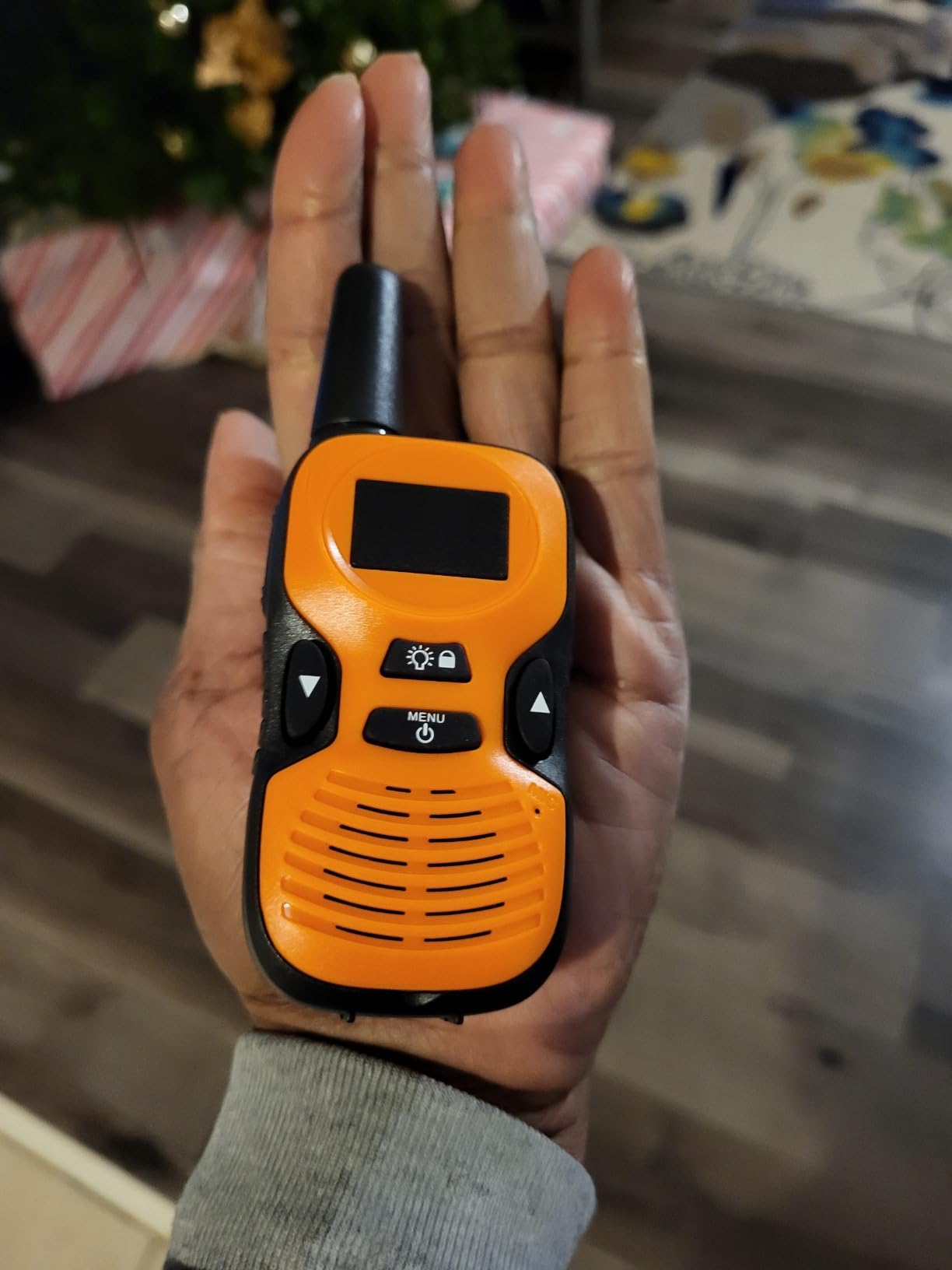 Walkie Talkies for Kids Long Range: 4 Pack 4-Color Replaceable Back Shell customer photo 2