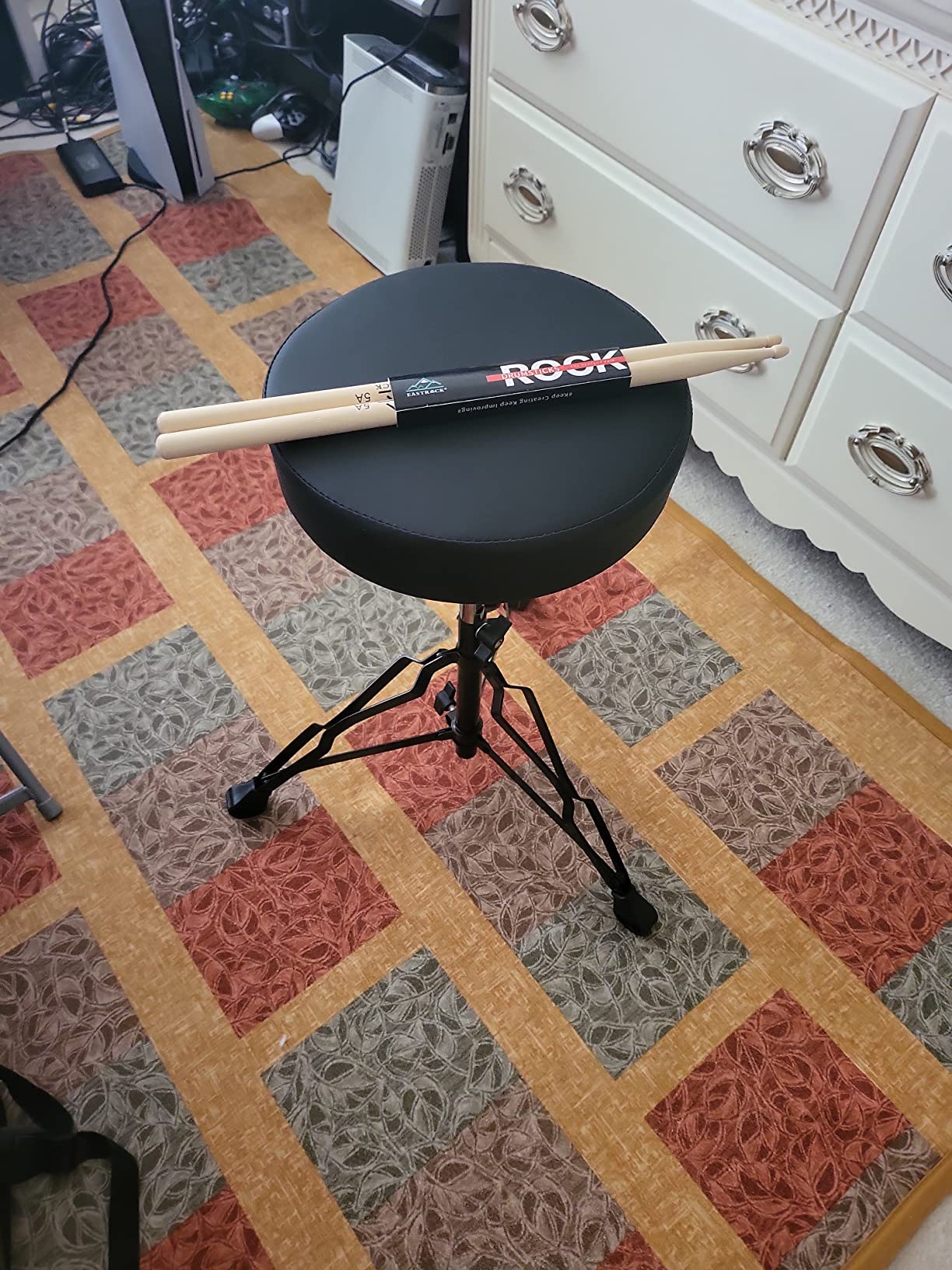 EASTROCK Drum Throne,Padded Drum Seat Drumming Stools with Anti-Slip Feet for Adults and Kids Drummers (Black Upgrade) customer photo 1
