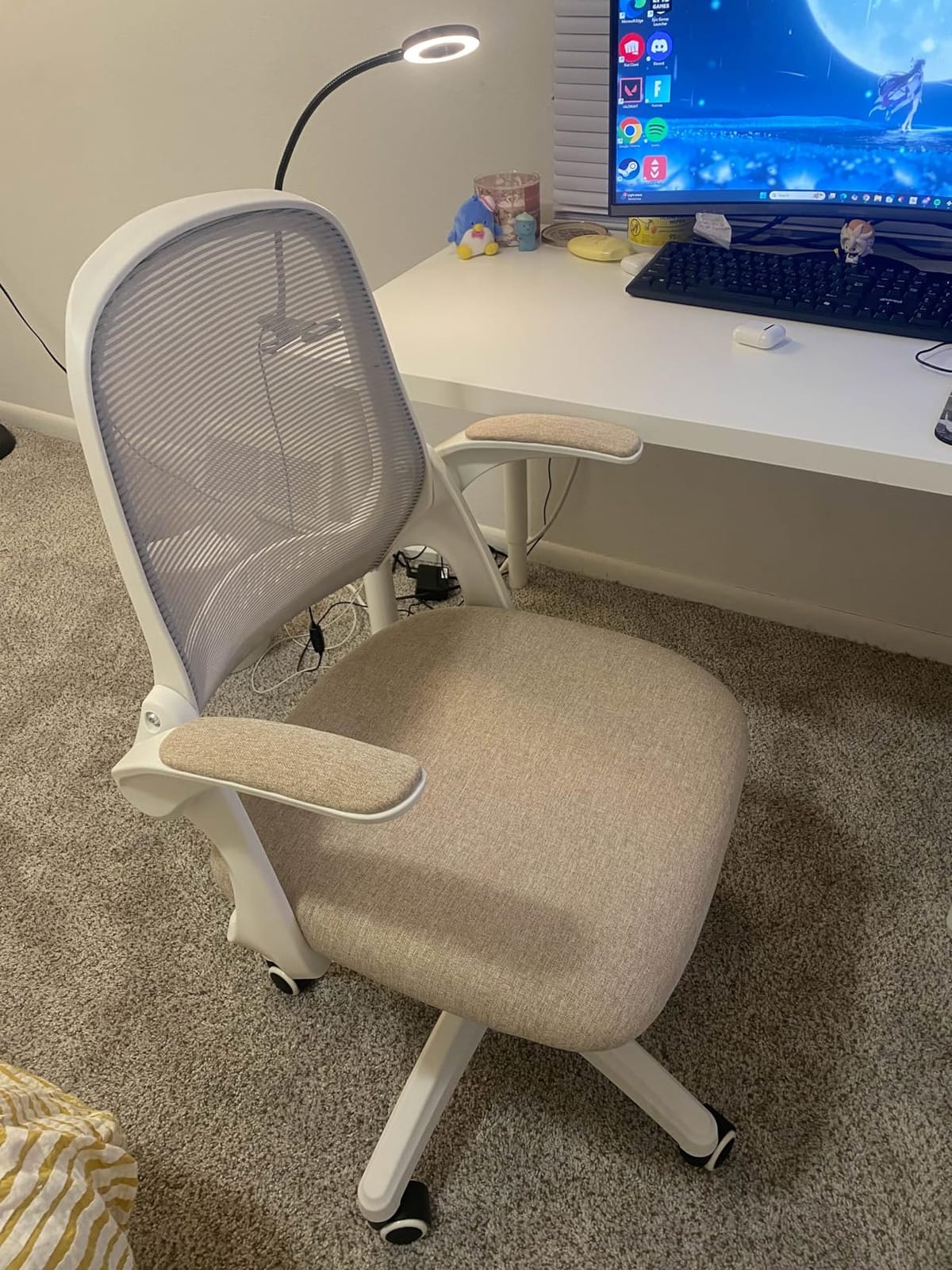 NEO CHAIR Office Desk Chair, Ergonomic Mesh with Flip-Up Armrests, Grey customer photo 1