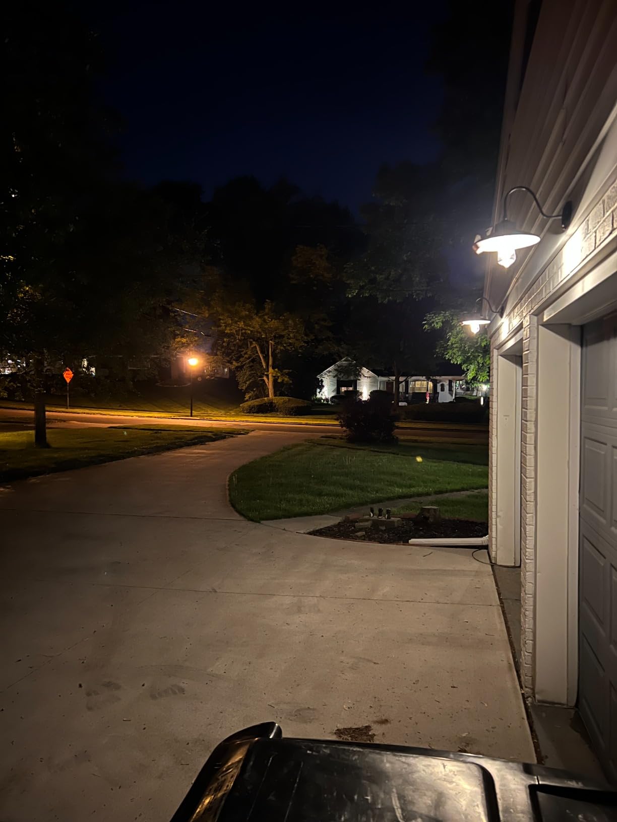 APONUO Solar Wall Lights Outdoor with 3 Lighting Modes & Motion Sensor, Solar Barn Light IP65 Waterproof, Wall Mount Rustic Vintage Gooseneck Solar Wall Light Decor for Barn, Wall, Porch, Farmhouse customer photo 2