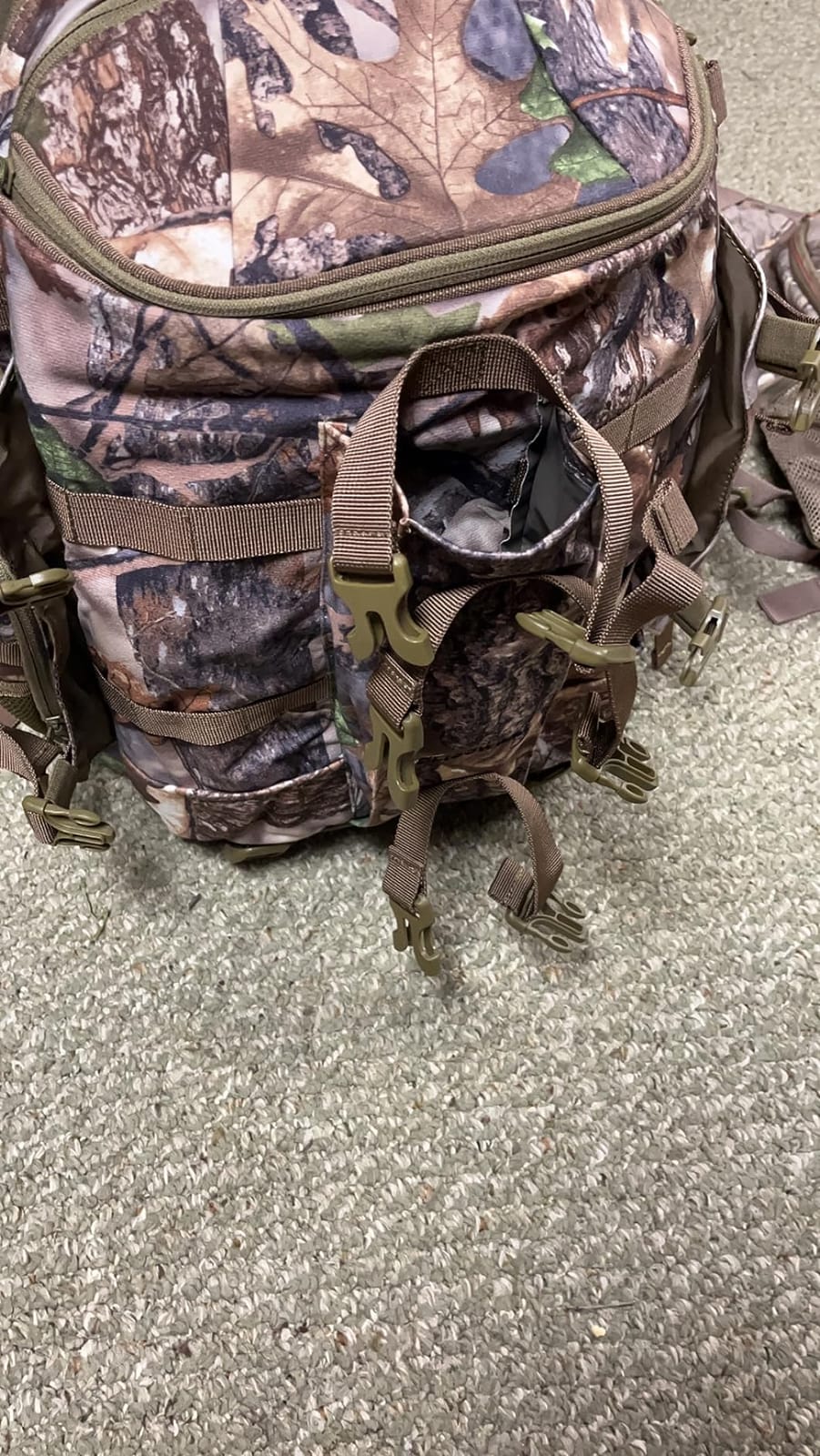 Large Hunting Backpack with padded weapon for Bow Rifle Hunting Gear40L customer photo 1